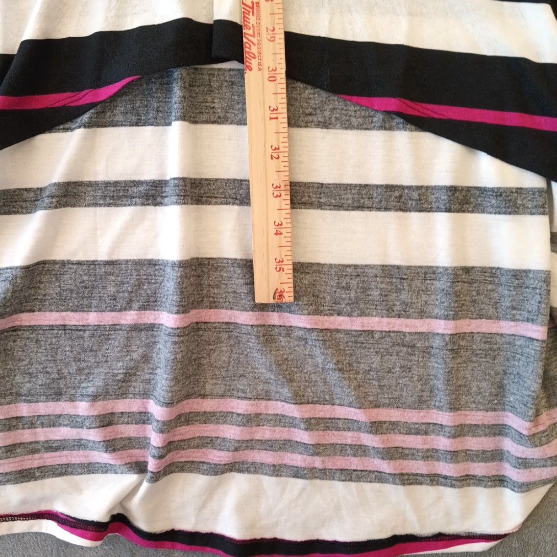 Vintage **LuLaRoe Olivia Medium Black Pink Stripe Asymmetric Long Skirt** User: LuLaRoe Olivia Medium Black Pink Stripe Asymmetric Long Skirt Size 32" / US 10 / IT 46 - 5 Thumbnail