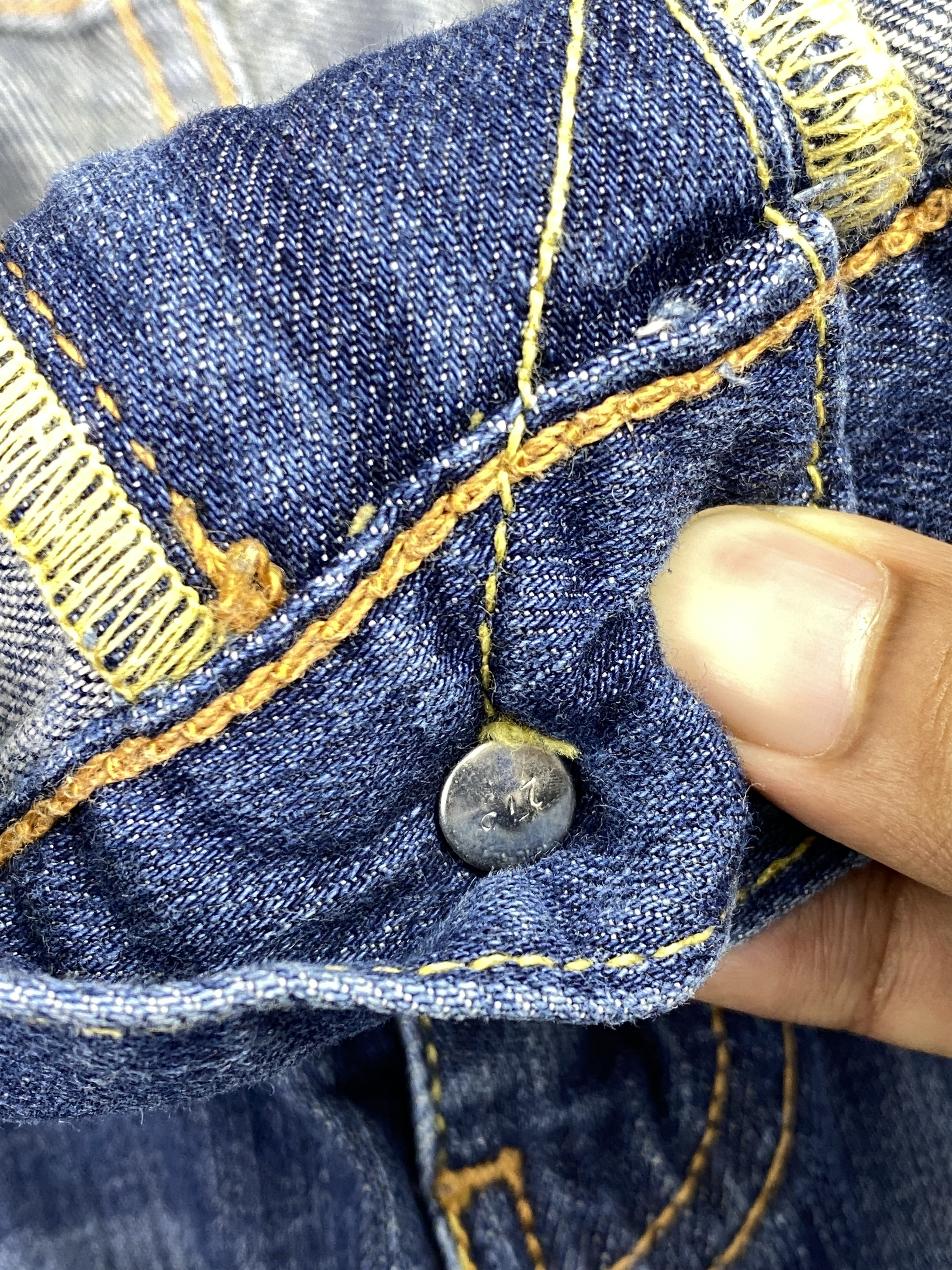 Levi's Vintage Levis 527 Faded Blue Jeans DP2863 Size US 37 - 9 Thumbnail