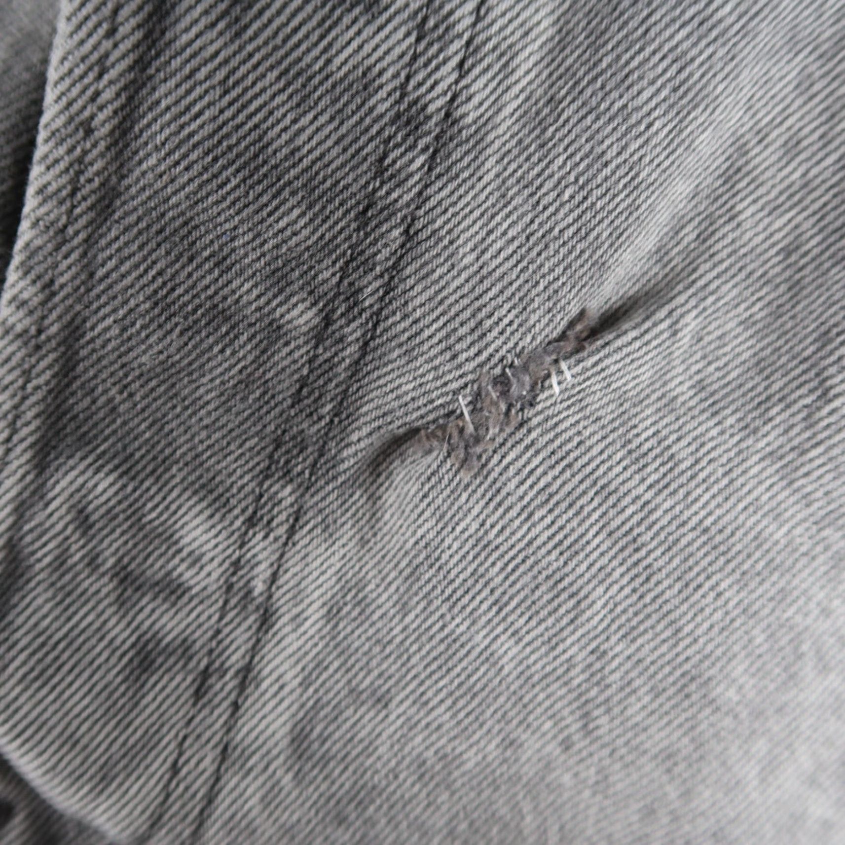 Levi's VINTAGE Levi's 501 Jeans Straight Denim Gray Mens 38x30 5-Pocket USA 2000s Regular Fit Pants Size 38 Mens Size US 38 / EU 54 - 7 Thumbnail