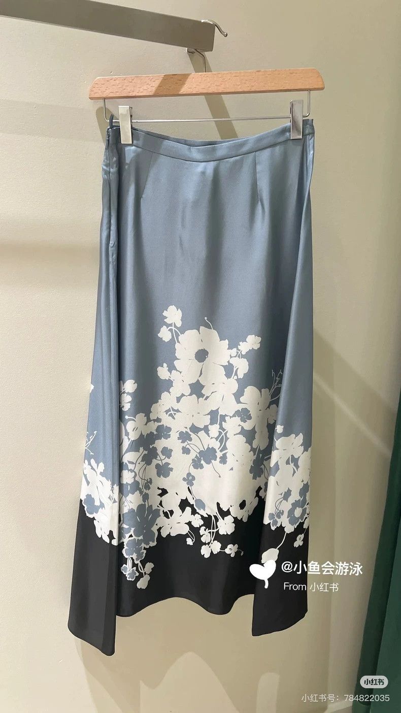 Loro Piana LORO PIANA Floral silk skirt Size 25" / US 0 / IT 36 - 4 Thumbnail