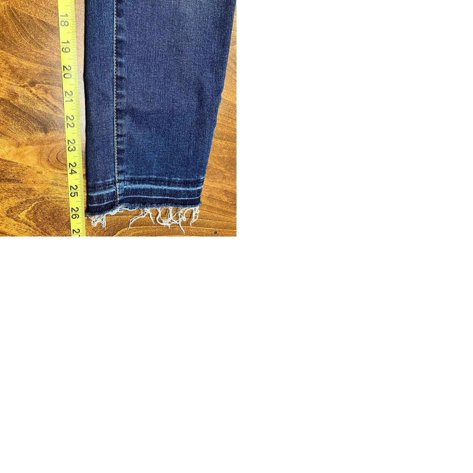 Vintage Articles of Society Jeans Cropped Regular 31 Dark Wash Stretch Raw Hem Jeans Womens Size 24" / US 00 / IT 34 - 9 Thumbnail