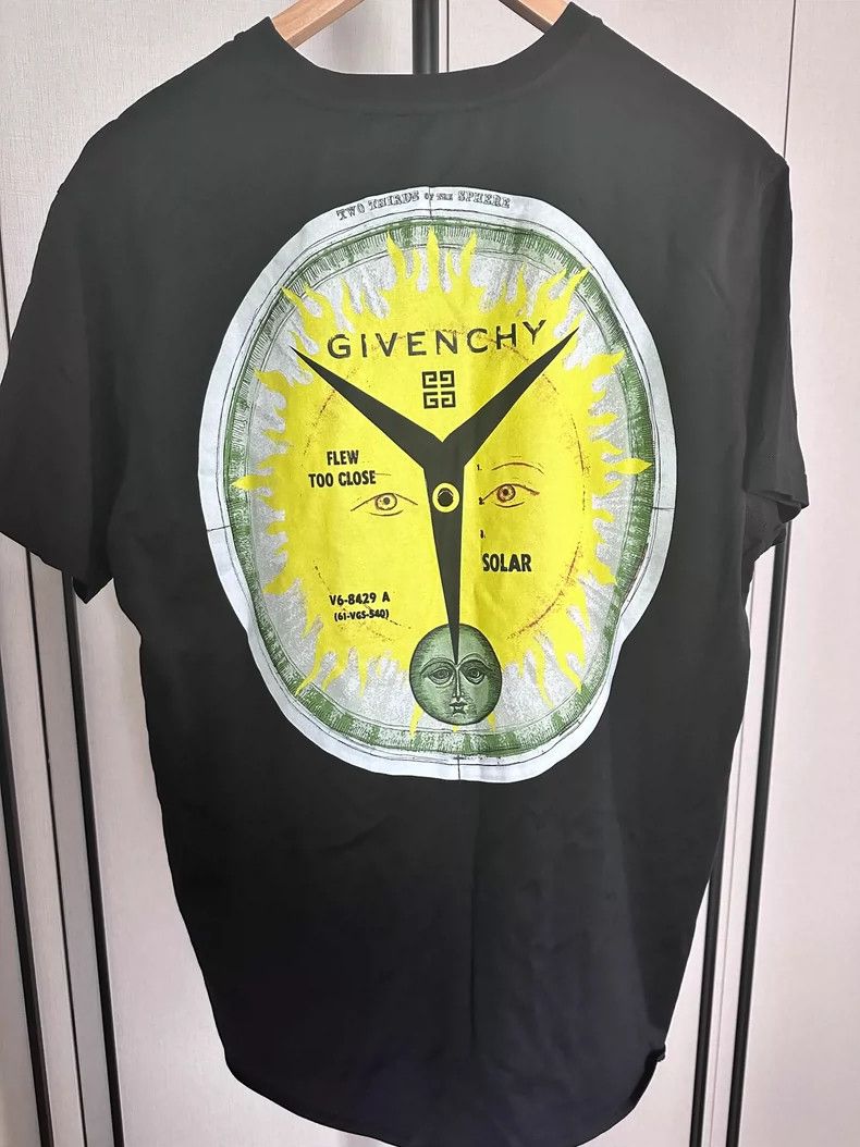 Givenchy Givenchy Short Sleeve T-Shirt Size US M / EU 48-50 / 2 - 1 Thumbnail