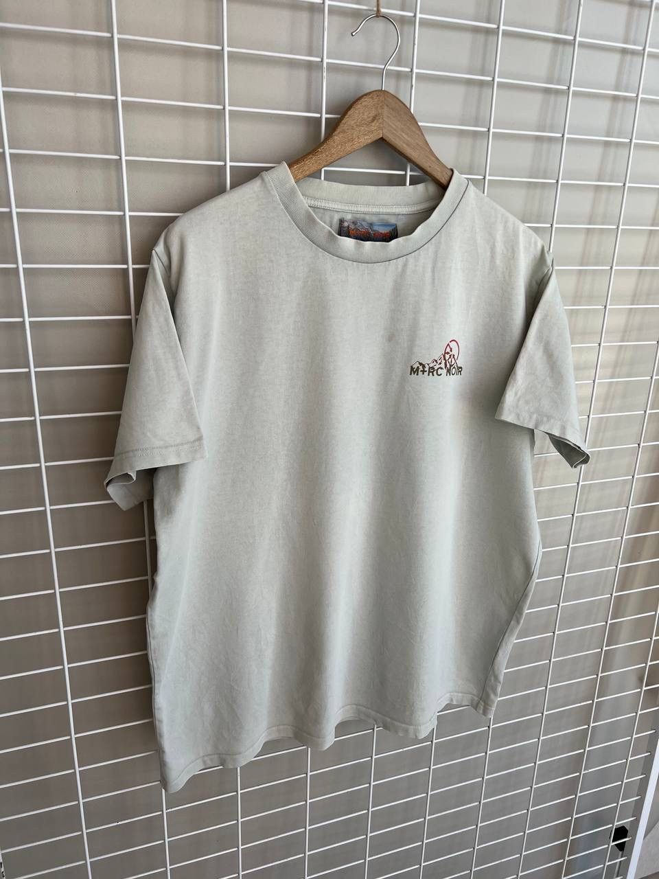 M+Rc Noir M+RC Noir Graphic Mountain Print T-Shirt Mens Size L Gray Size US L / EU 52-54 / 3 - 5 Thumbnail