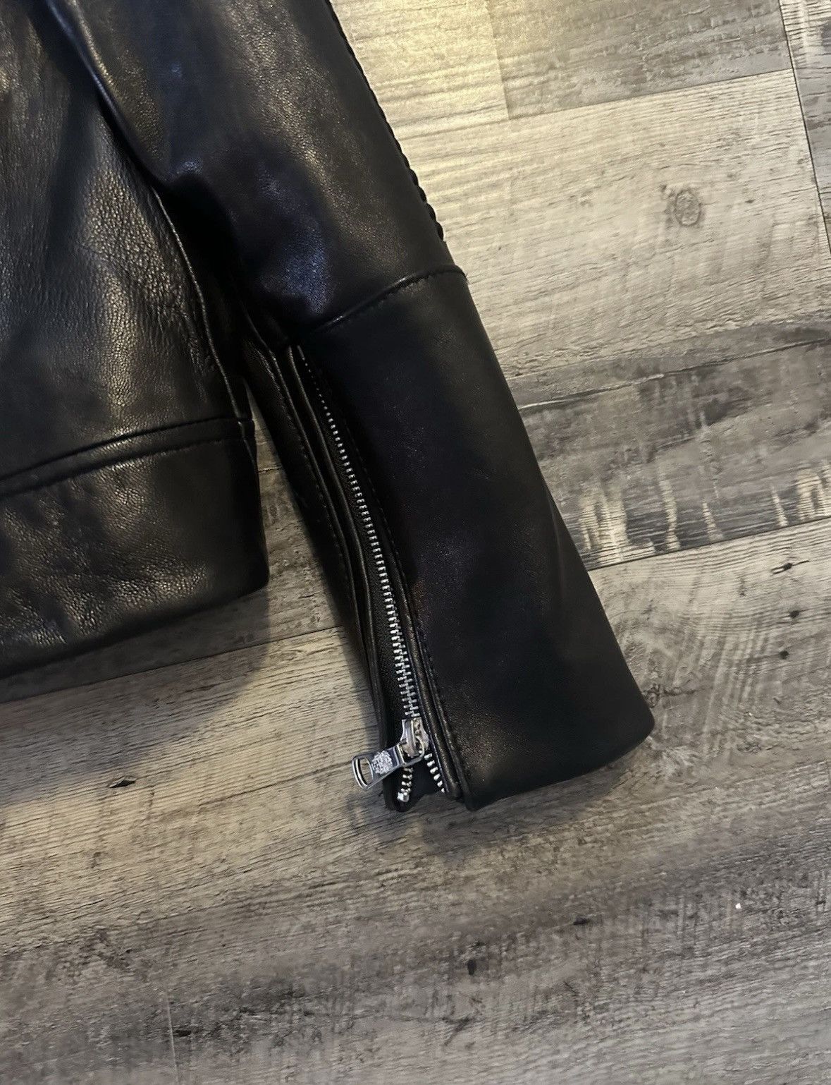 Vince Camuto NWOT Vince Camuto Black Leather Jacket with Silver Hardware Size S / US 4 / IT 40 - 3 Thumbnail