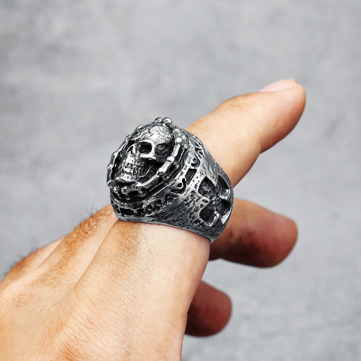Jewelry Punk Skull Ring Streetwear Jewelry Fashion Gift Size ONE SIZE - 1 Thumbnail