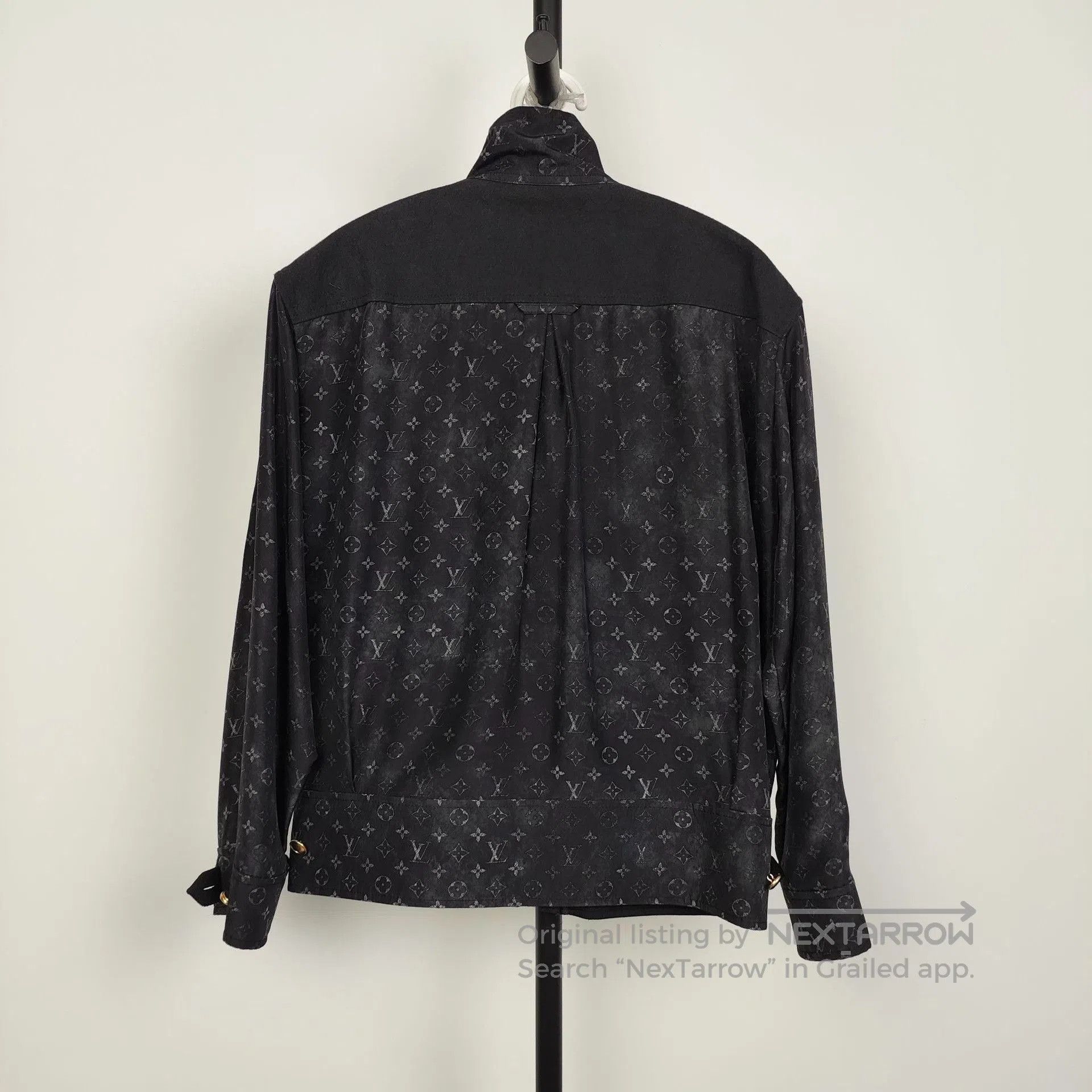 Louis Vuitton Louis Vuitton Cruise Collection Black Jacket. Size XXS / US 00 / IT 34 - 2 Thumbnail