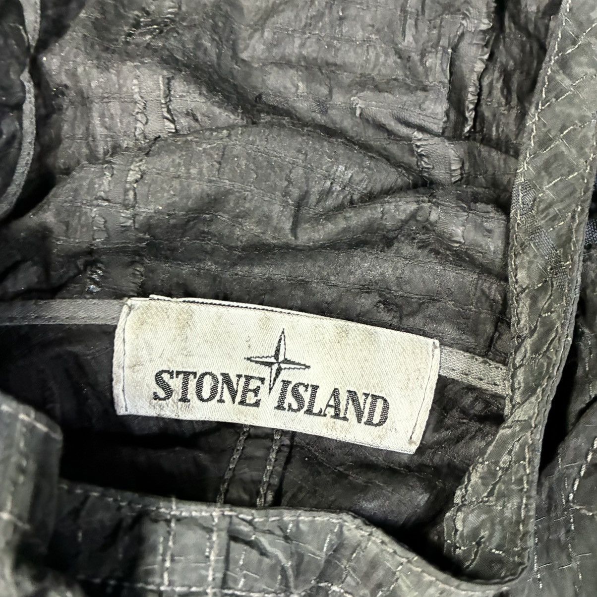 Stone Island Stone Island Check Jacquard Nylon Metal Rain Poncho Size M Size US M / EU 48-50 / 2 - 6 Thumbnail