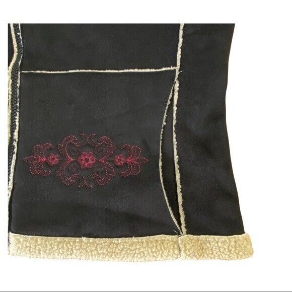 Other Tasha Polizzi Black Faux Suede Sherpa Lined Vest Embroidered Size S / US 4 / IT 40 - 12 Thumbnail