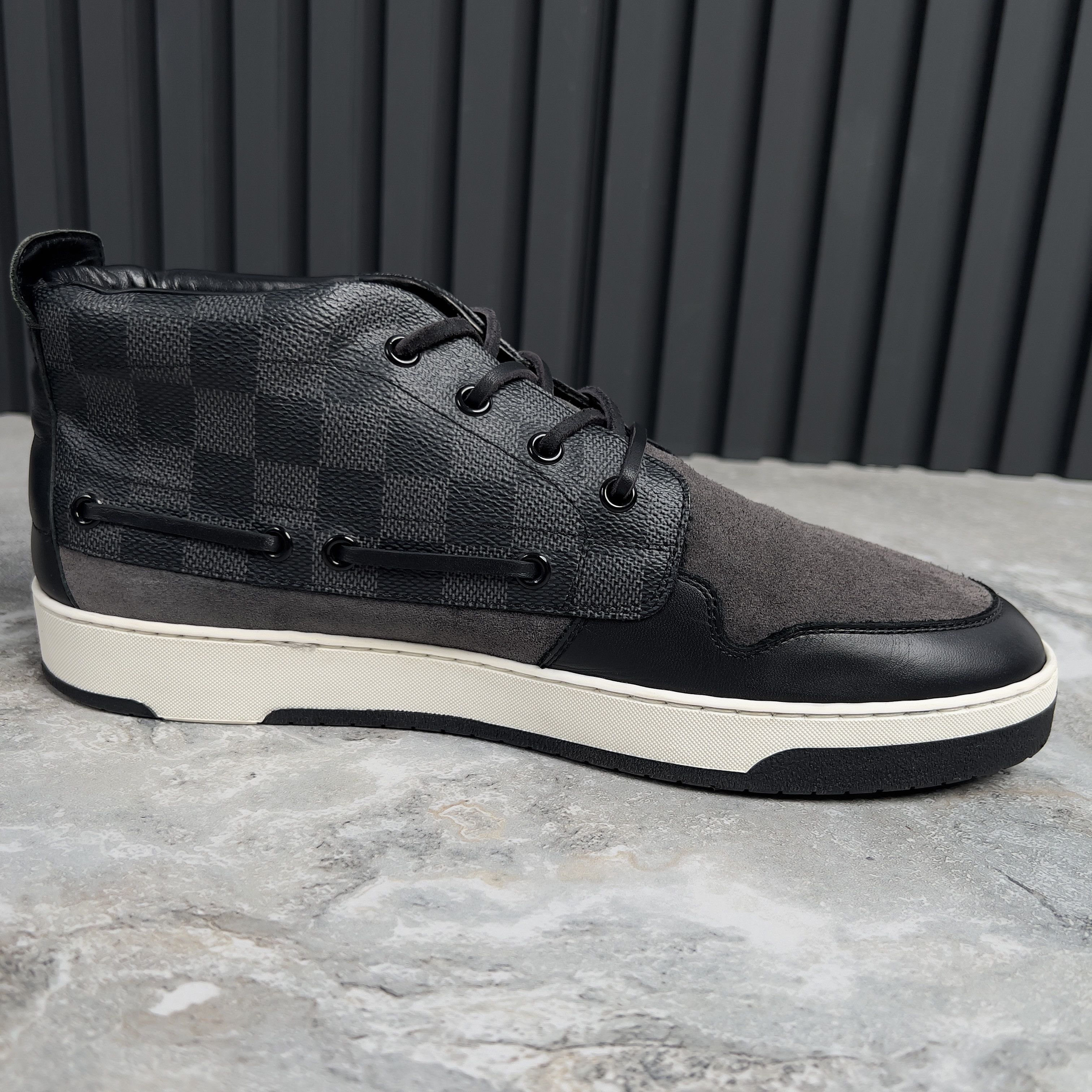 Louis Vuitton Louis Vuitton Trainer Damier Sneaker Graphite Leather Size US 8.5 / EU 41-42 - 8 Thumbnail