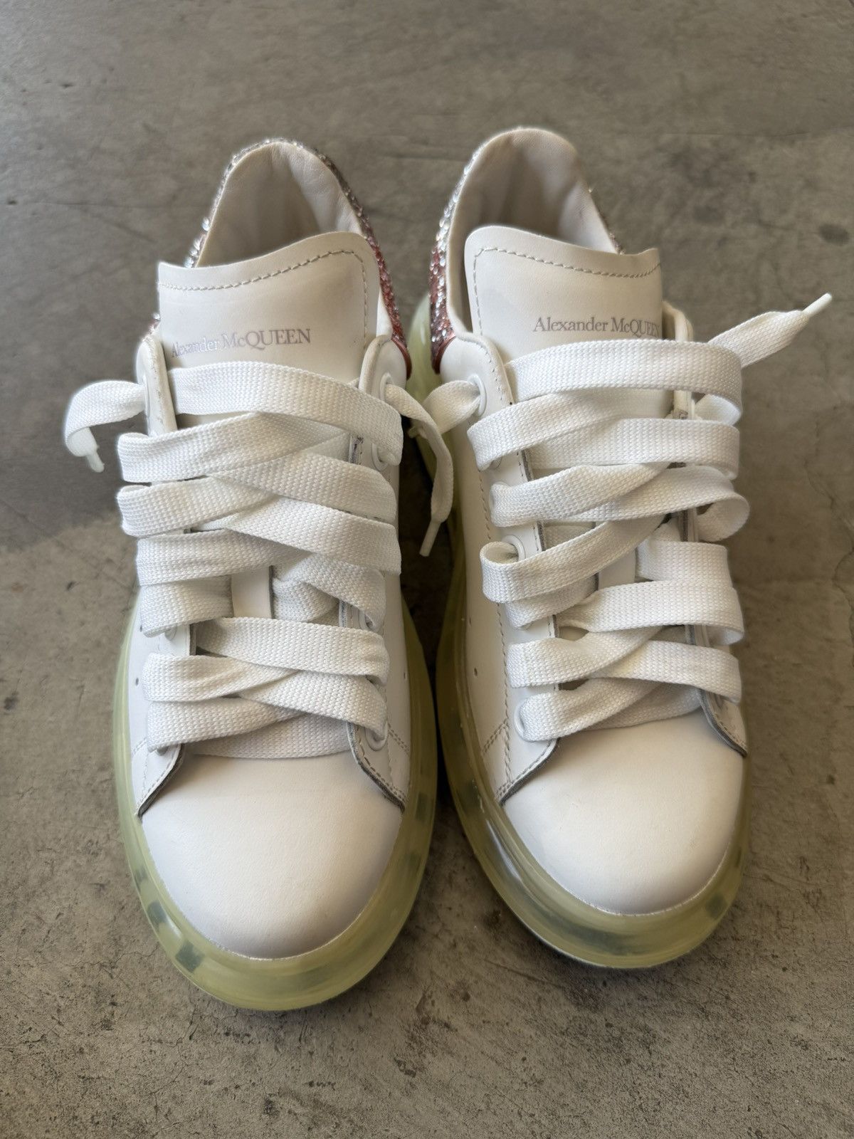 Alexander McQueen Alexander McQueen oversized sneaker IT size 37.5 Size US 7.5 / IT 37.5 - 3 Thumbnail