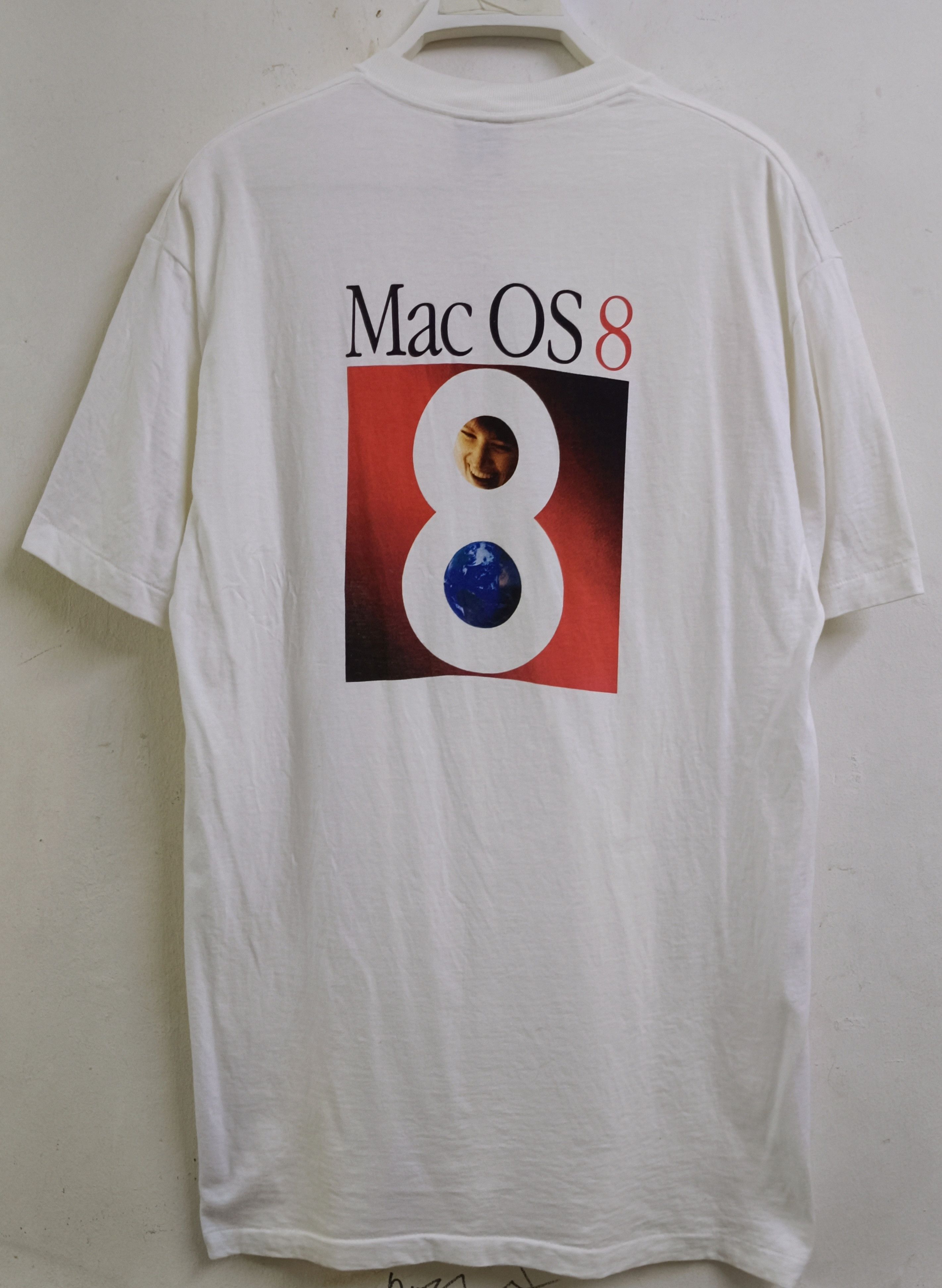 Apple Vintage Apple Mac OS 8 Tshirt Size US L / EU 52-54 / 3 - 1 Thumbnail