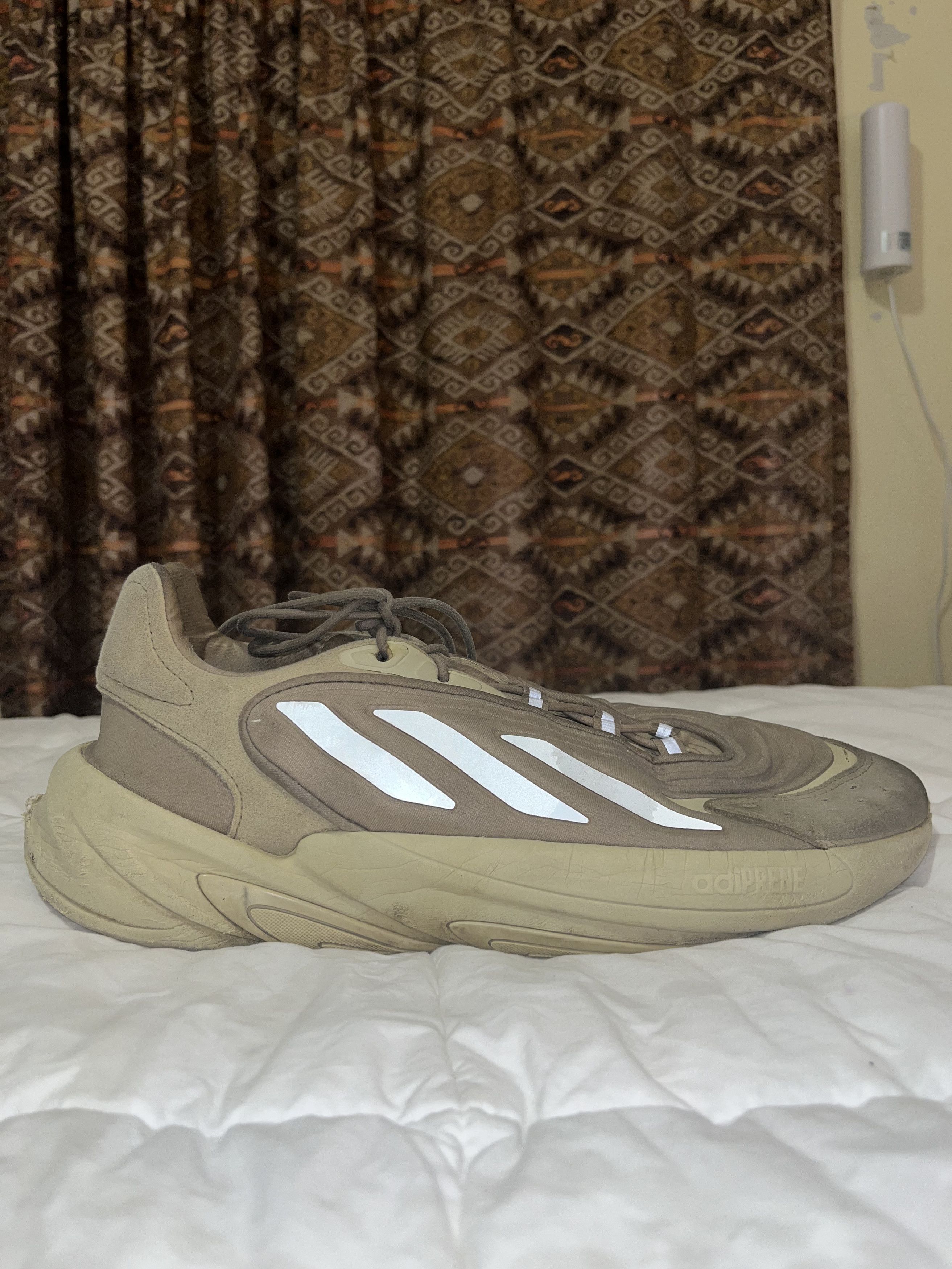 Adidas × Vintage Size 12 Tan Adidas Ozelia Size US 12 / EU 45 - 3 Thumbnail