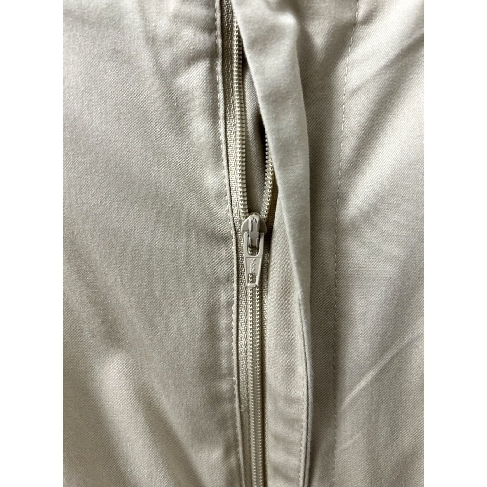 Orvis VINTAGE Orvis Pants Mens 40x29 Tan Chino Pleated Cuffed Straight Leg YKK Regular 90s Womens? Size US 40 / EU 56 - 4 Thumbnail