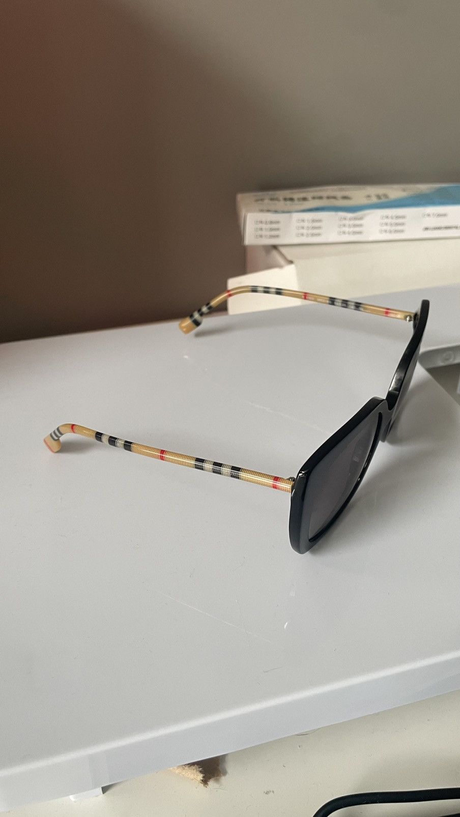 Burberry Burberry Sunglasses Size ONE SIZE - 4 Thumbnail