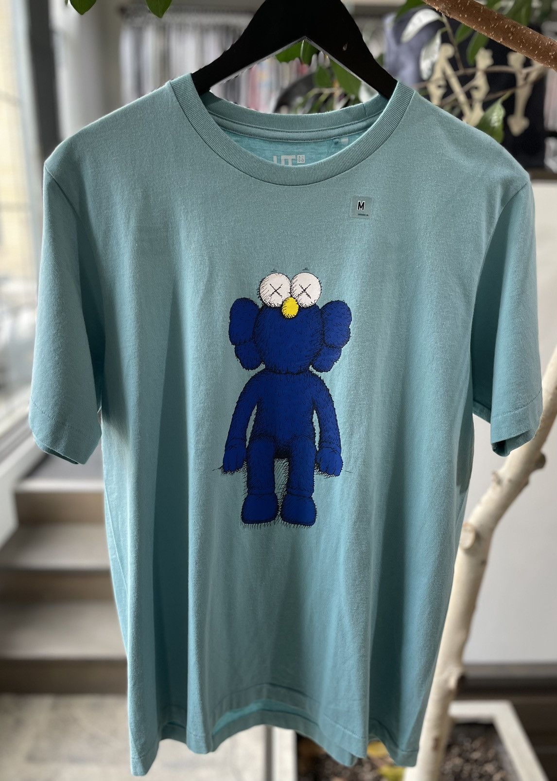 Kaws x Uniqlo Blue BFF Tee (US Sizing) Size US M / EU 48-50 / 2 - 1 Thumbnail