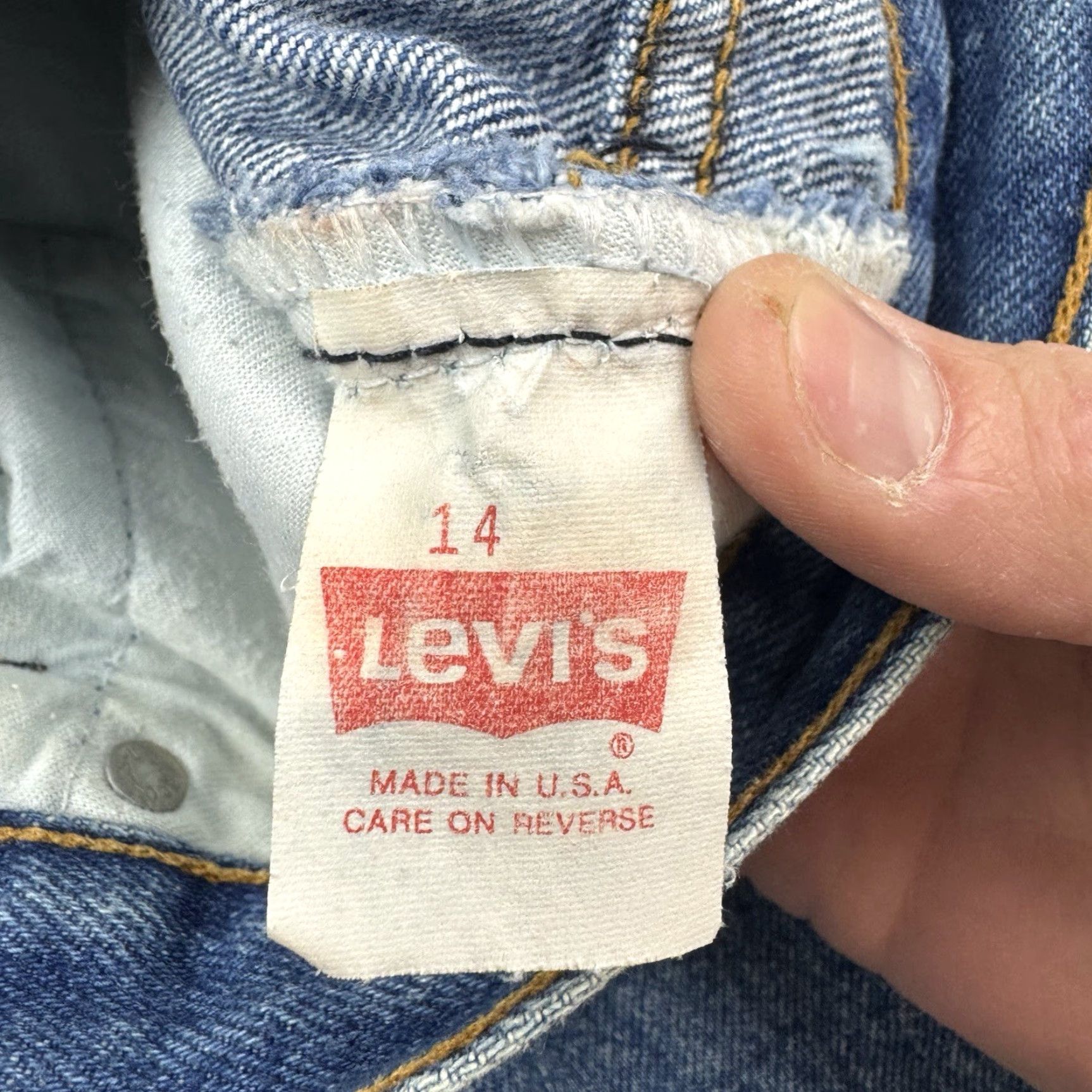 Levi's VINTAGE Levi's 505 Jeans Women's 14 High Waisted Hipster Denim 90s Blue **Levi's** 505 Jeans Womens 14 High Waisted Hipster Denim 90s Size 36" / US 14 / IT 50 - 3 Thumbnail