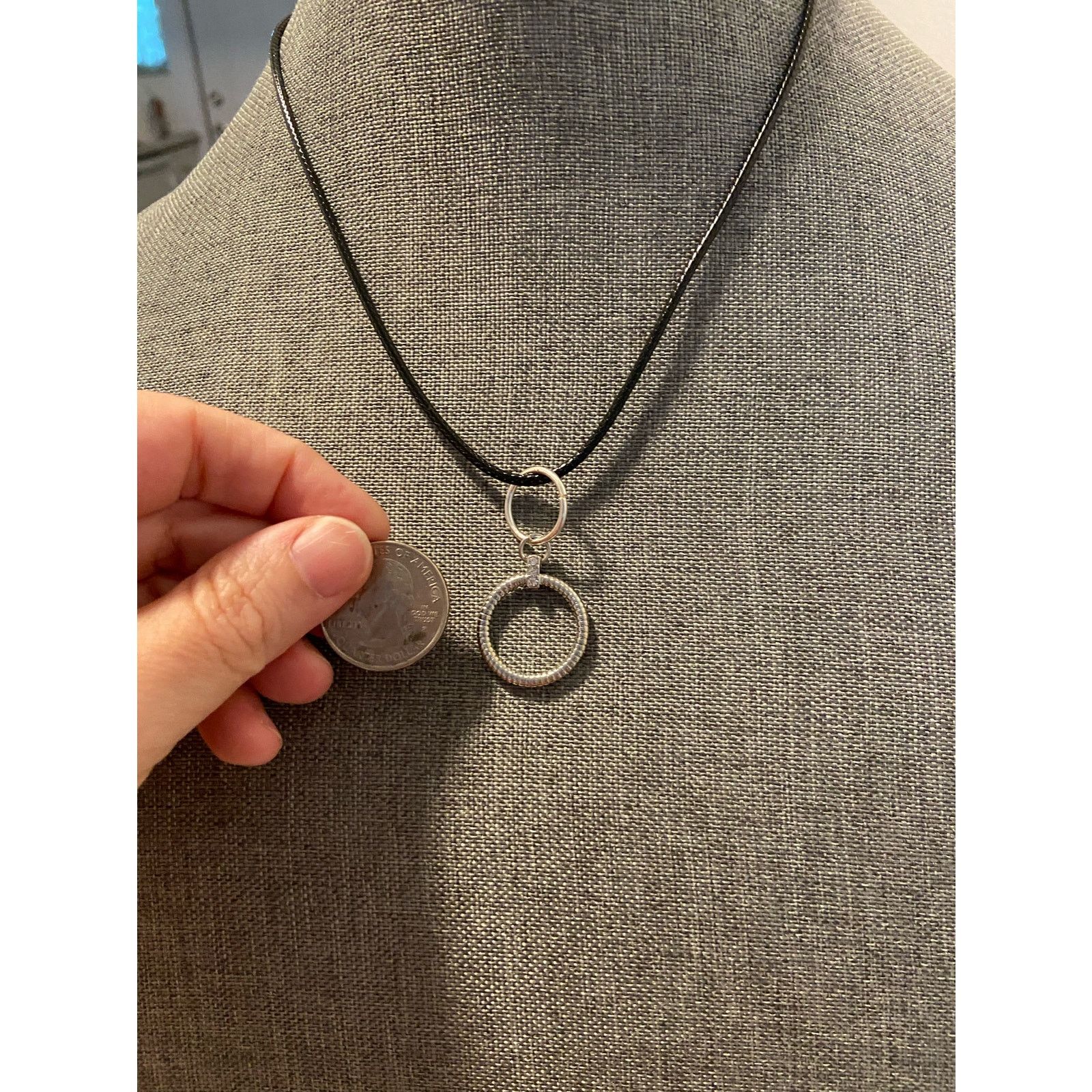 Handmade round pendant necklace silver tone Size ONE SIZE - 2 Thumbnail