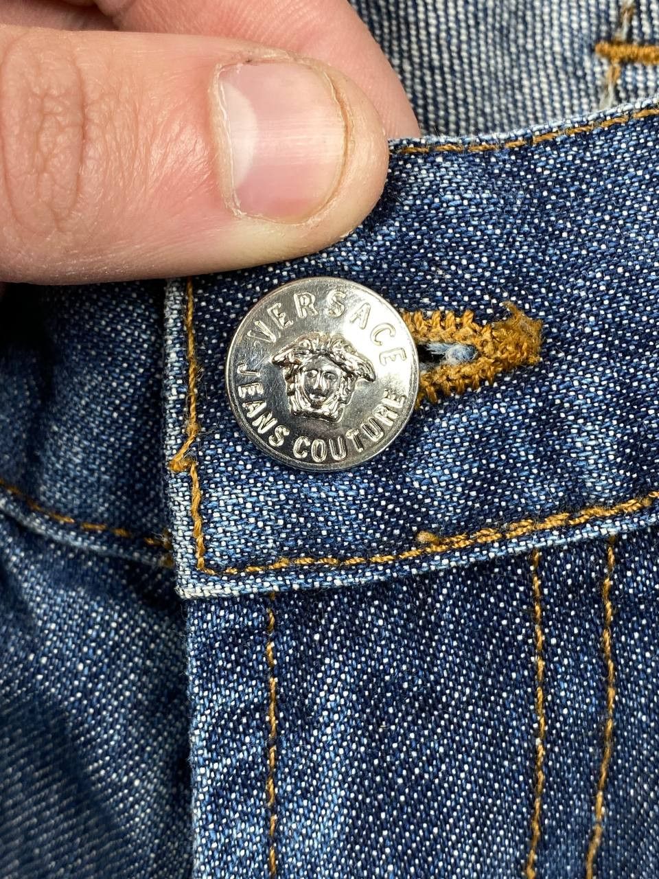 Versace Vintage Versace Jeans Denim Big Logo VJC Men Size 32 Blue Size US 32 / EU 48 - 9 Thumbnail