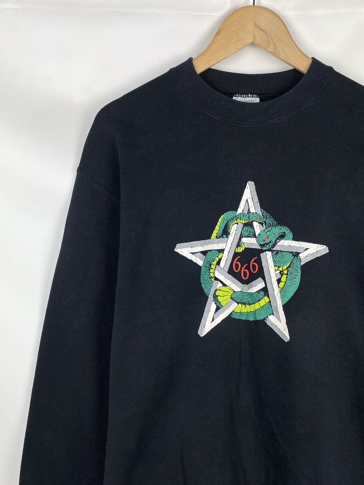Vintage Screen Stars vintage satanic 666 sweatshirt pullover size L Size US L / EU 52-54 / 3 - 4 Thumbnail