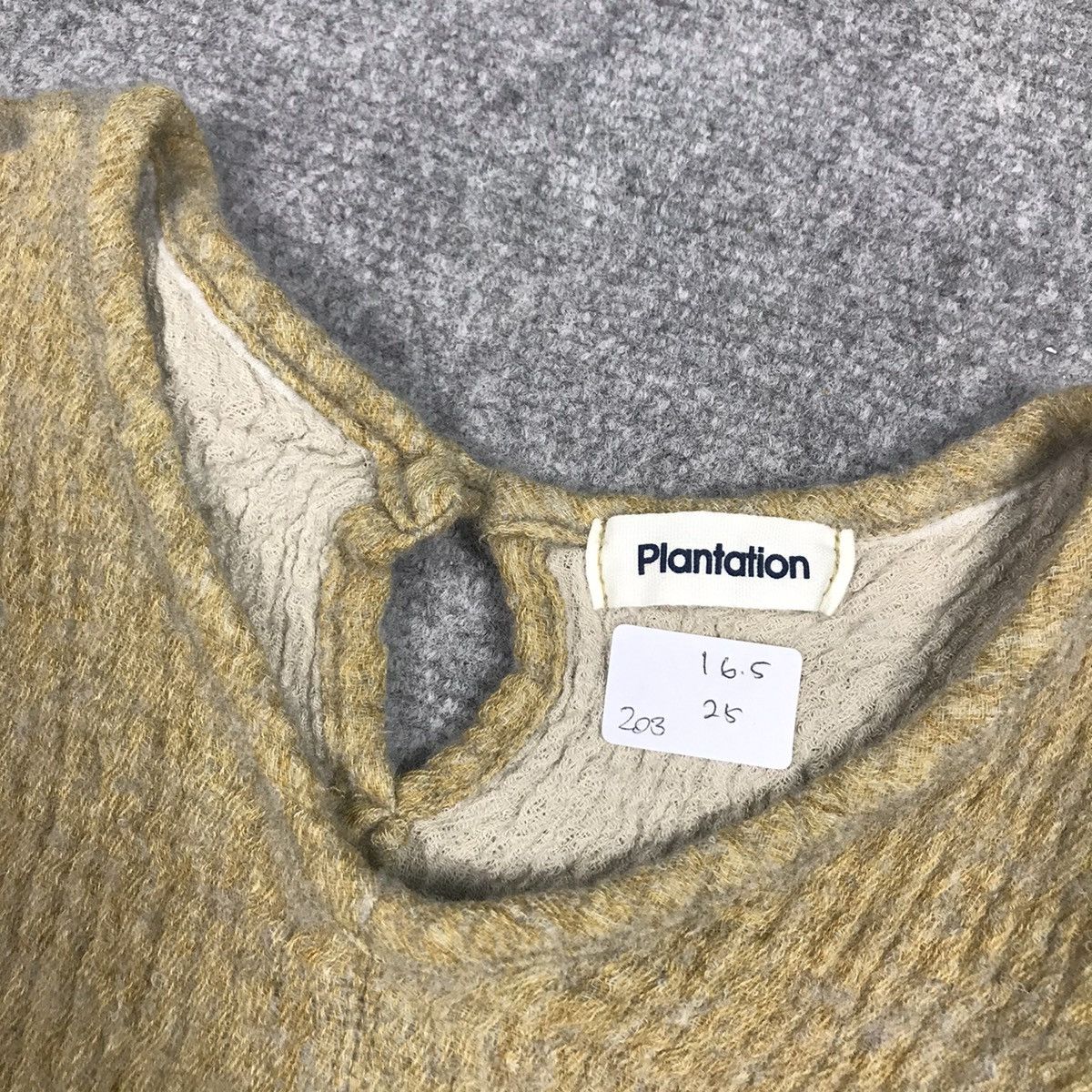 Issey Miyake PLNATATION BY ISSEY MIYAKE WOMAN SHIRT Size S / US 4 / IT 40 - 5 Thumbnail