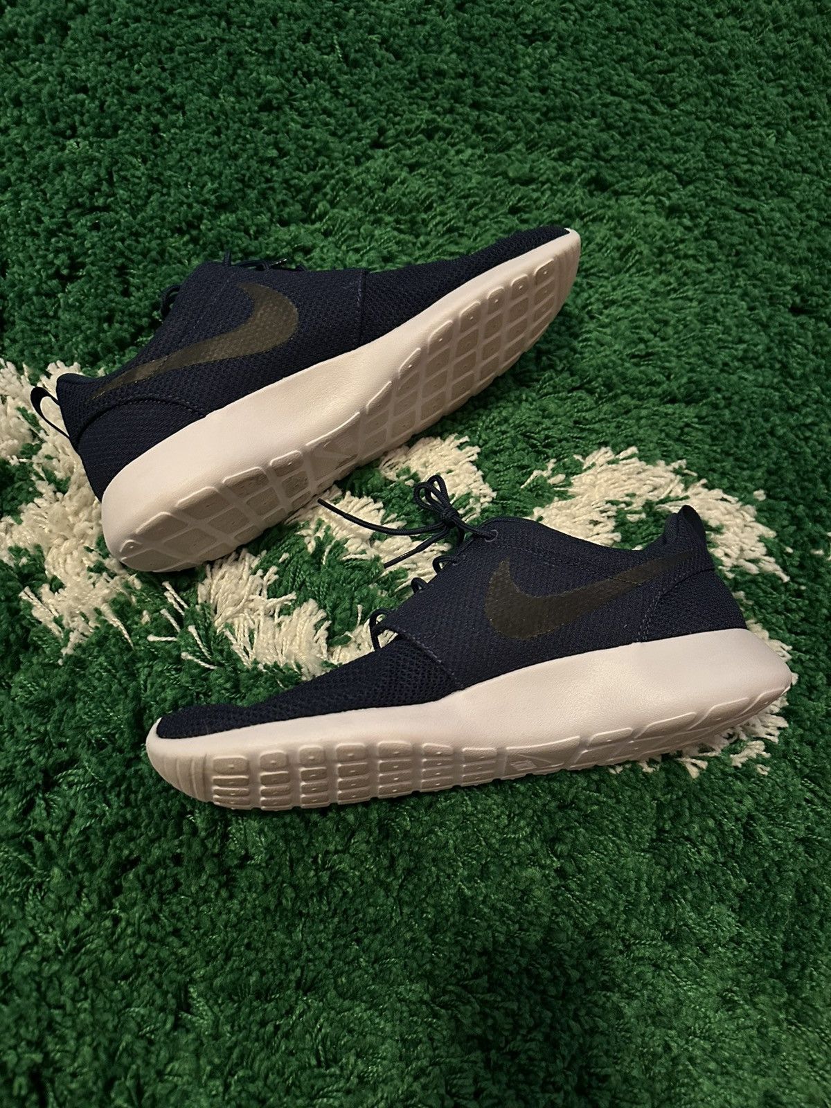 Nike Nike Roshe One Navy Sneakers 11 Size US 11 / EU 44 - 3 Thumbnail