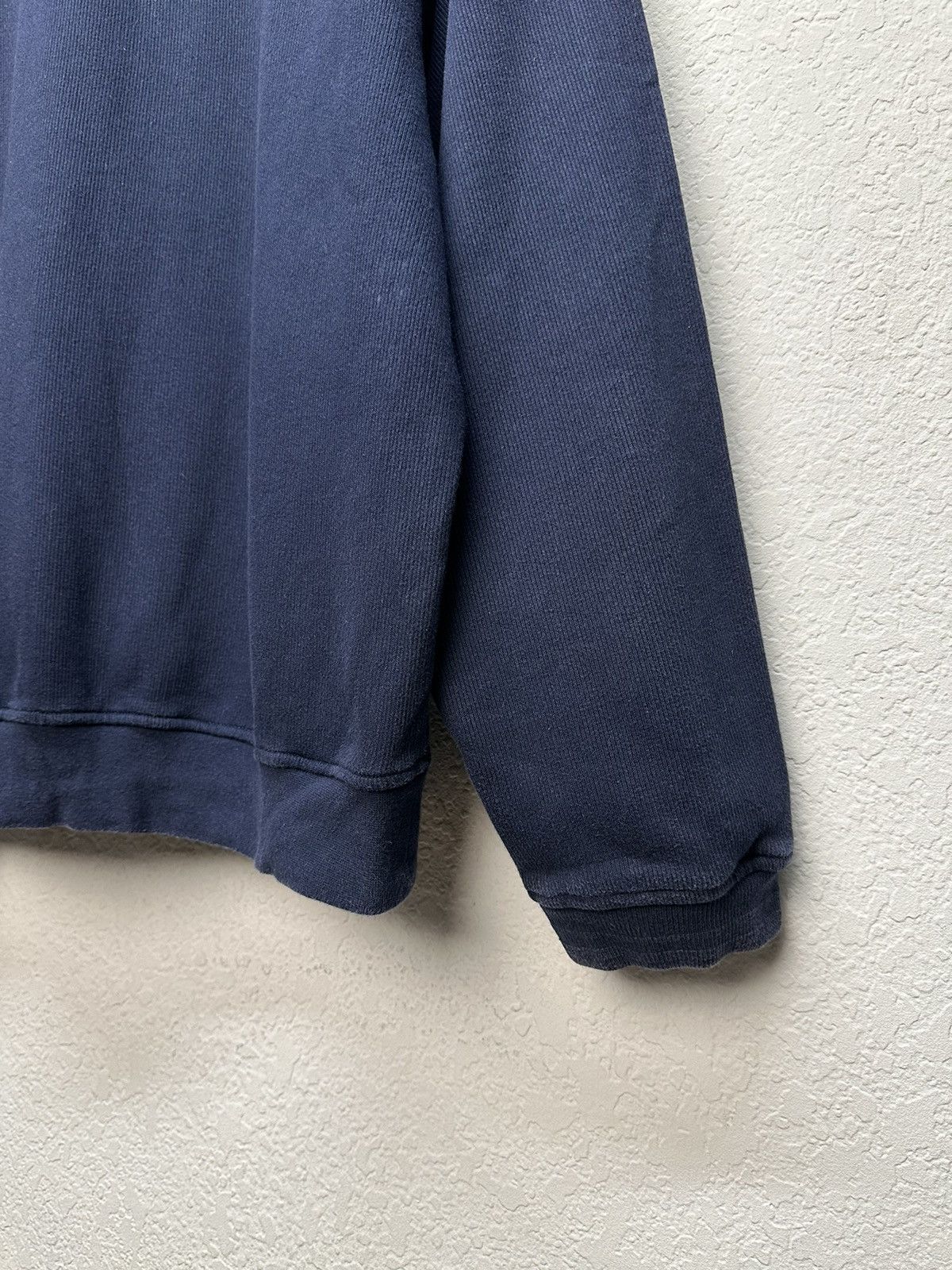 Nike Nike navy crewneck sweatshirt Y2K minimal sports style Size US L / EU 52-54 / 3 - 15 Thumbnail