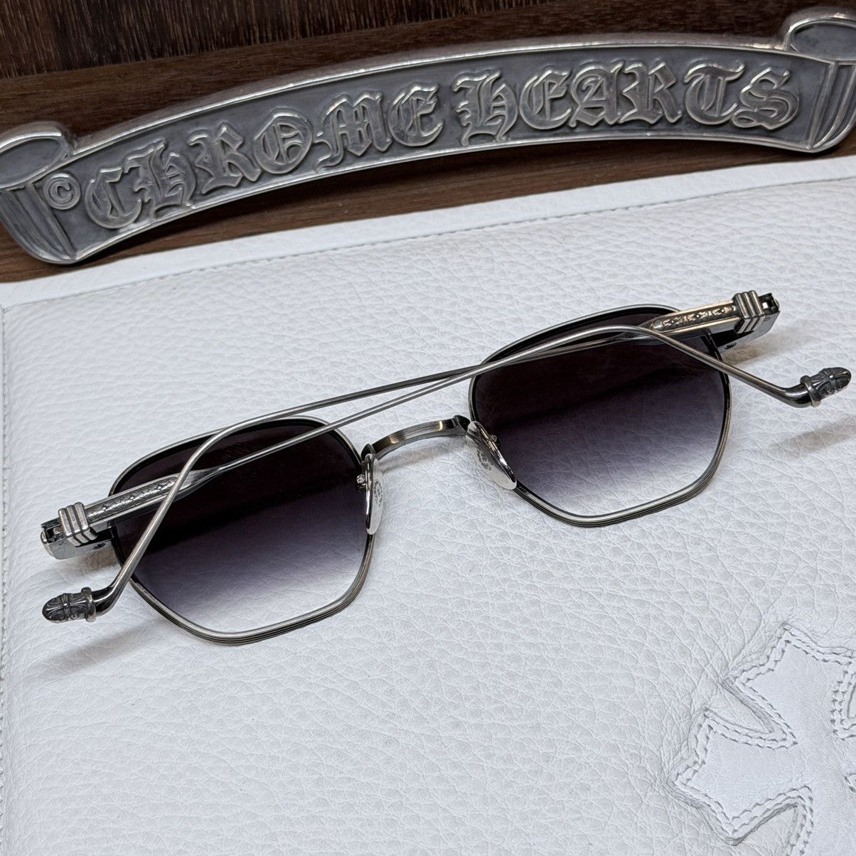Chrome Hearts Chrome Hearts VAGALICTORIAN 1/1 Sunglasses Size ONE SIZE - 2 Thumbnail