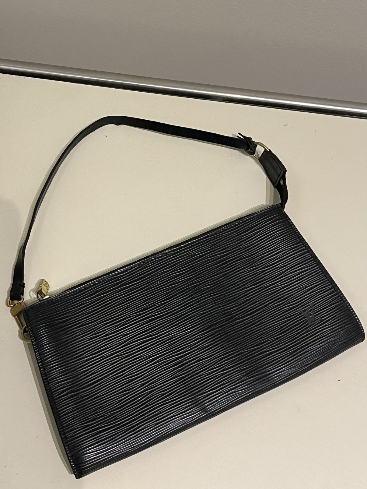 Louis Vuitton LOUIS VUITTON POCHETE BAG Size ONE SIZE - 1 Thumbnail