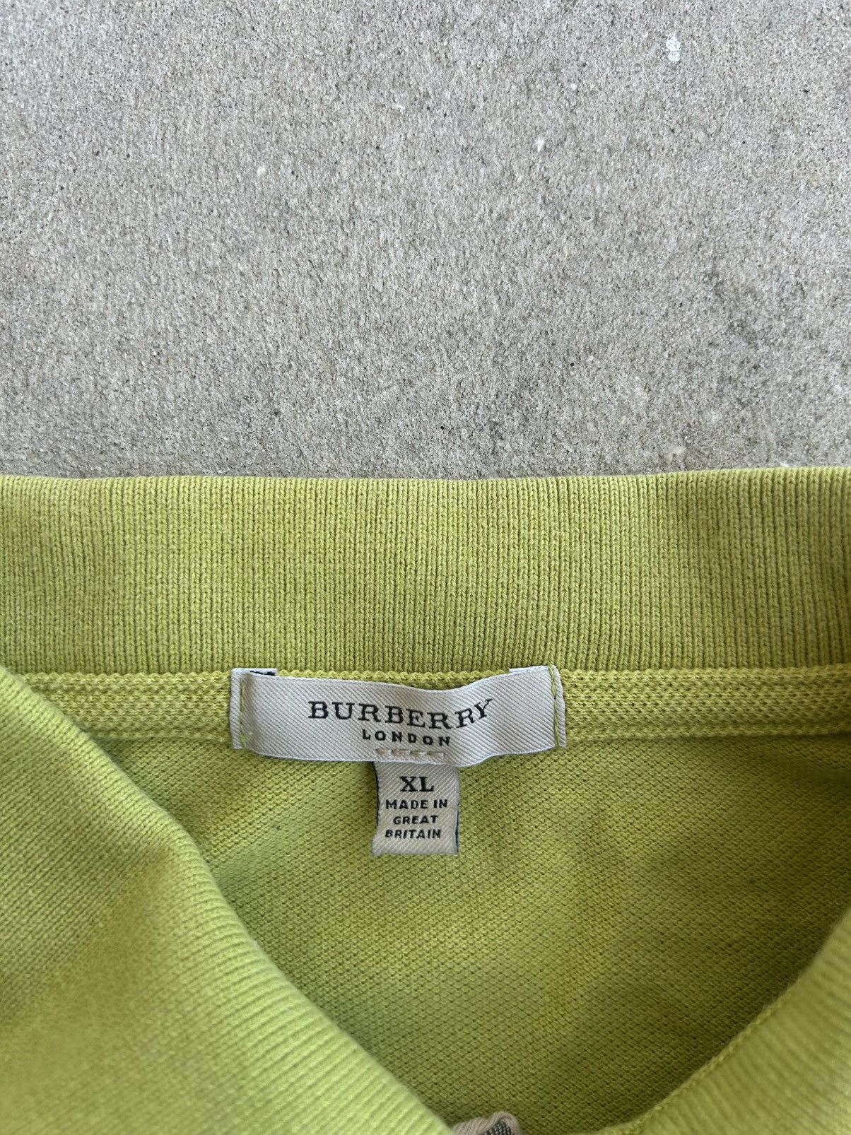 Burberry Mens size L green burberry polo shirt Size US L / EU 52-54 / 3 - 5 Thumbnail