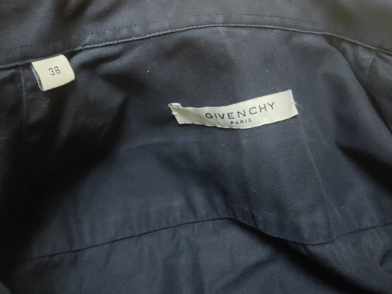 Givenchy Givenchy Men's Dark Blue Shirt, Size 38, Classic Roaring M Size US M / EU 48-50 / 2 - 4 Thumbnail
