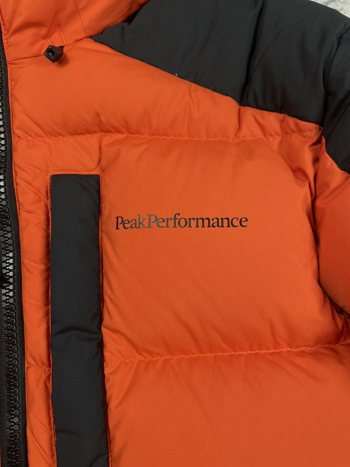 Peak Performance PEAK Performance Rivel Seasonal Jacket XL Orange Down Puffer Size US XL / EU 56 / 4 - 6 Thumbnail