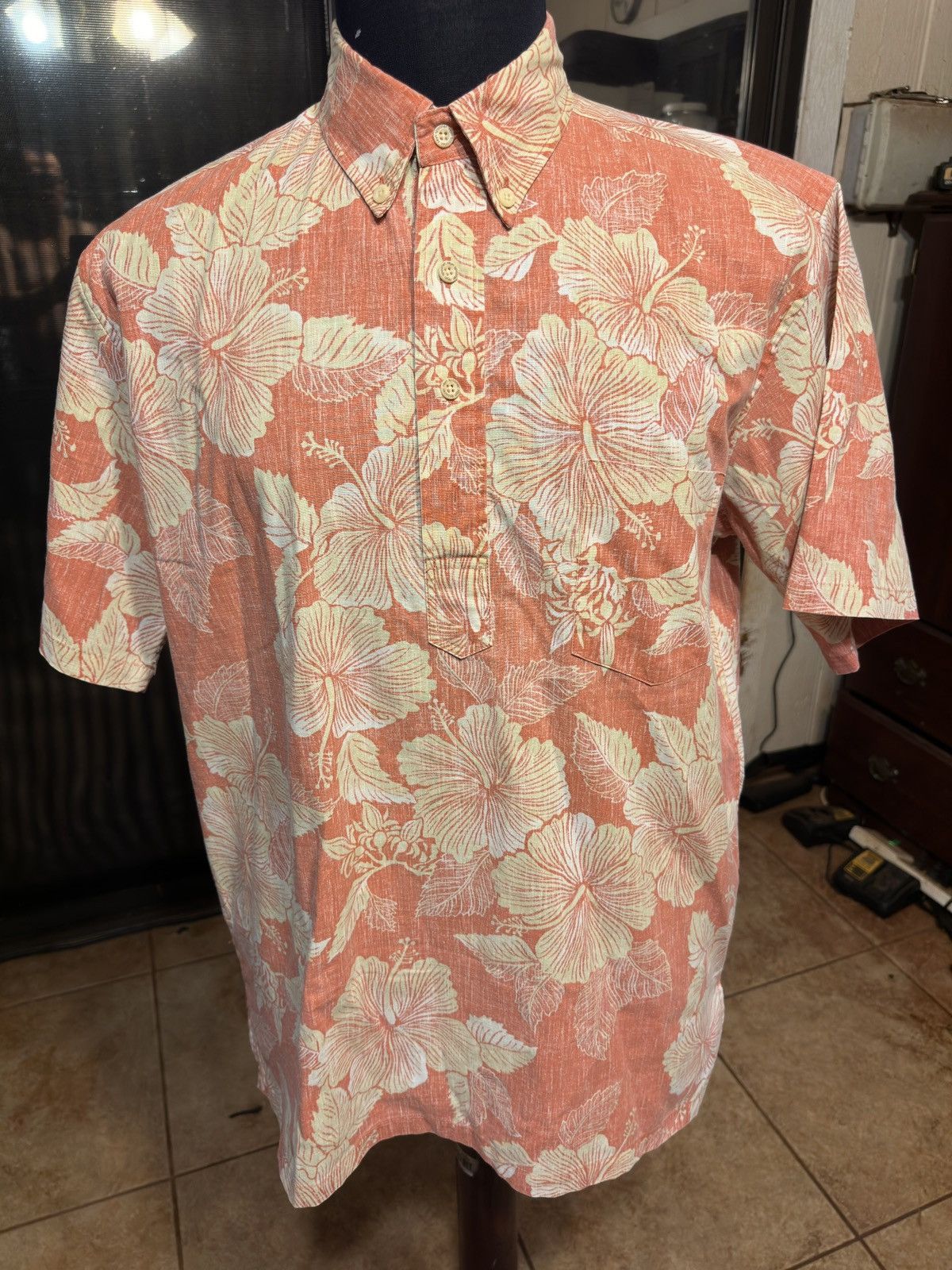 Reyn Spooner PreOwned Reyn Spooner Orange Hawaiian Floral Men's Medium Size US M / EU 48-50 / 2 - 1 Thumbnail