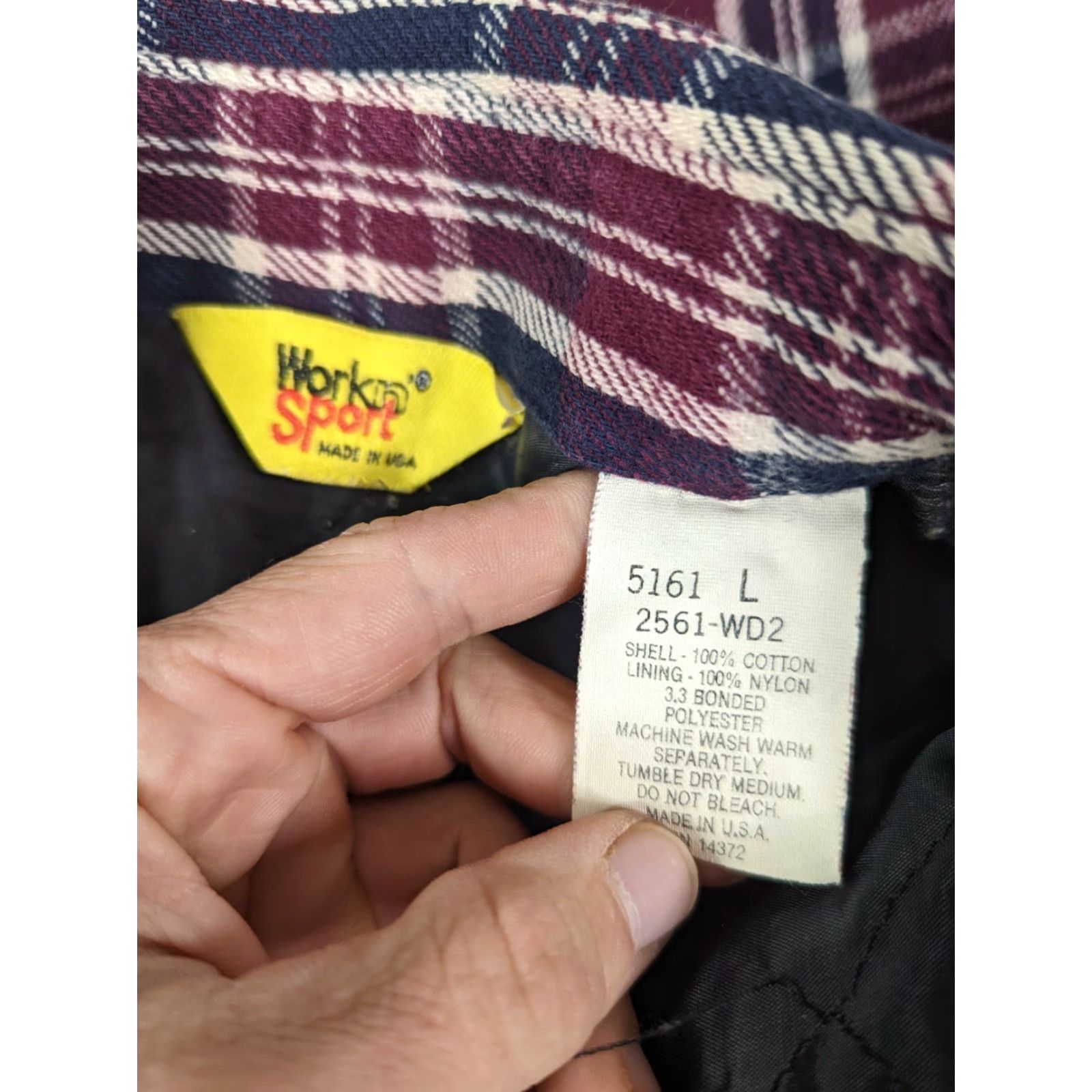 Vintage VINTAGE WORK N' SPORT MENS QUILTED MAROON FLANNEL SHIRT JACKET SIZE Large USA Size US L / EU 52-54 / 3 - 4 Thumbnail