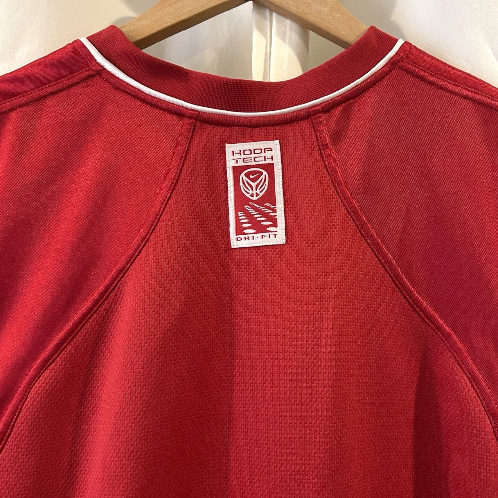 Nike VINTAGE Nike Basketball Jersey Men XL Red Dri-Fit Swoosh Tank Top Size US XL / EU 56 / 4 - 5 Thumbnail
