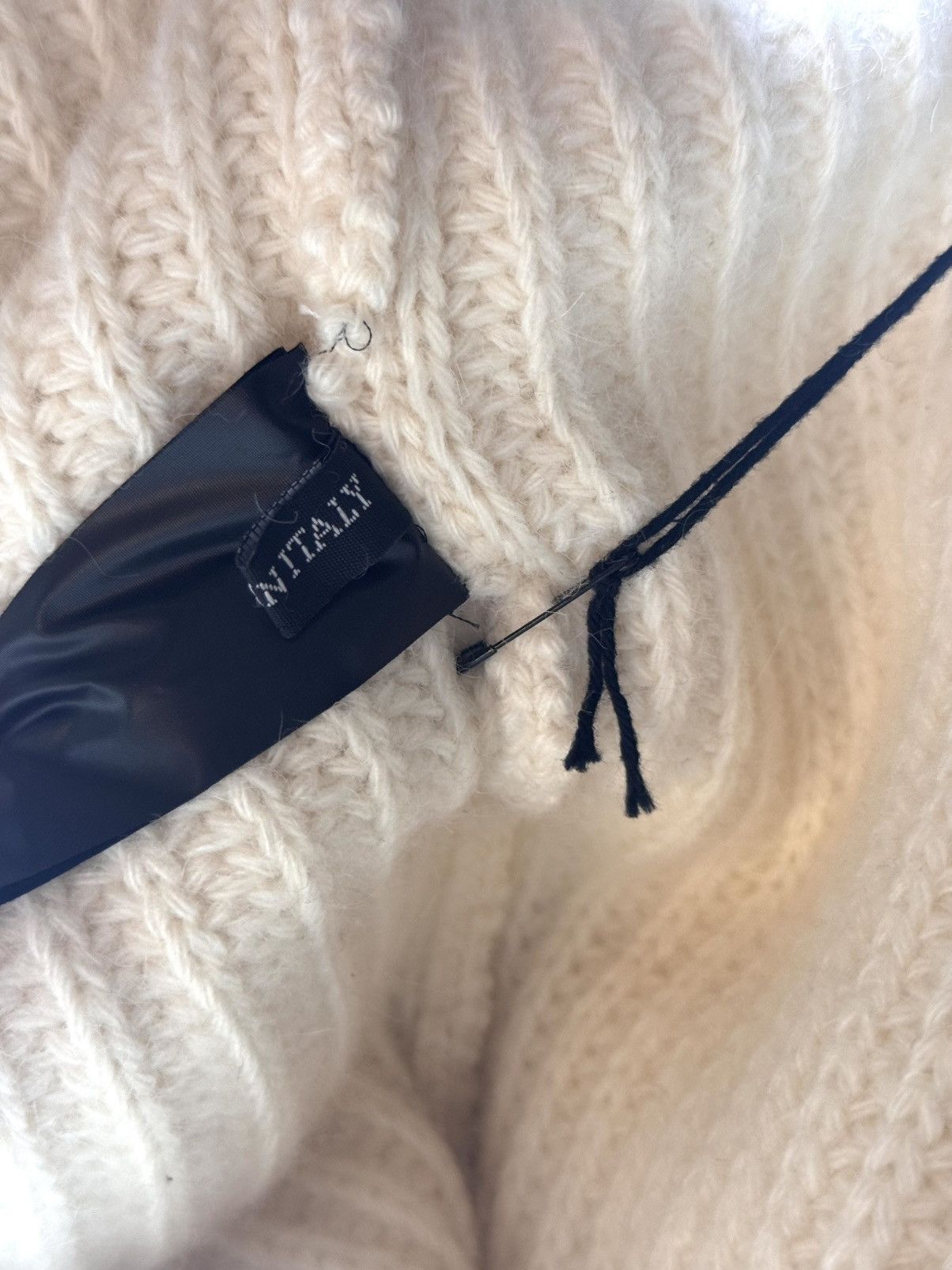 Ann Demeulemeester ann demeulemeester off white wool oversized cardigan coat S Size S / US 4 / IT 40 - 3 Thumbnail