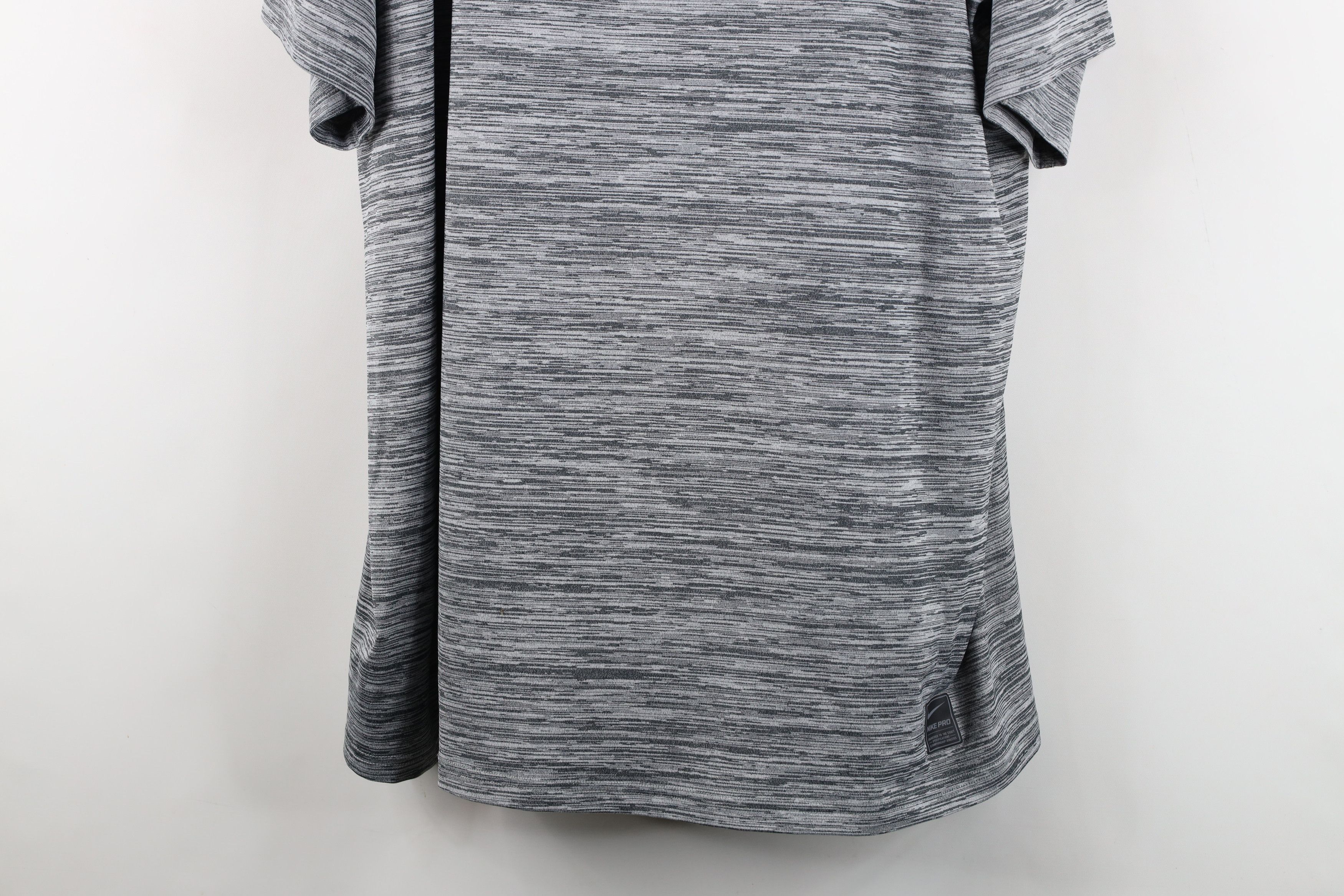 Nike Nike Pro Scott Center Swoosh Training Gym T-Shirt Gray Size US XXL / EU 58 / 5 - 3 Thumbnail