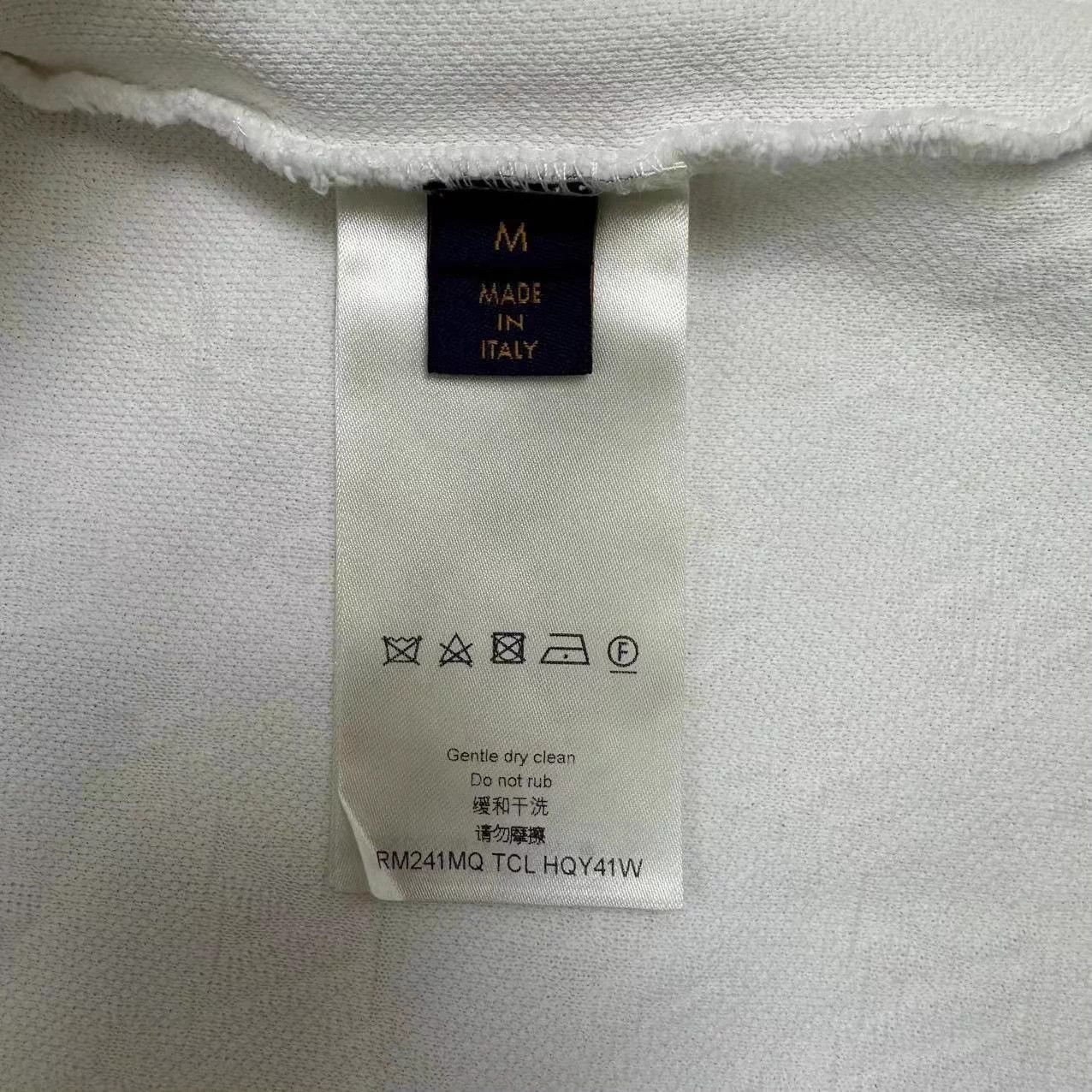 Louis Vuitton LV Monogram pocket short-sleeve T-shirt M Size US M / EU 48-50 / 2 - 4 Thumbnail