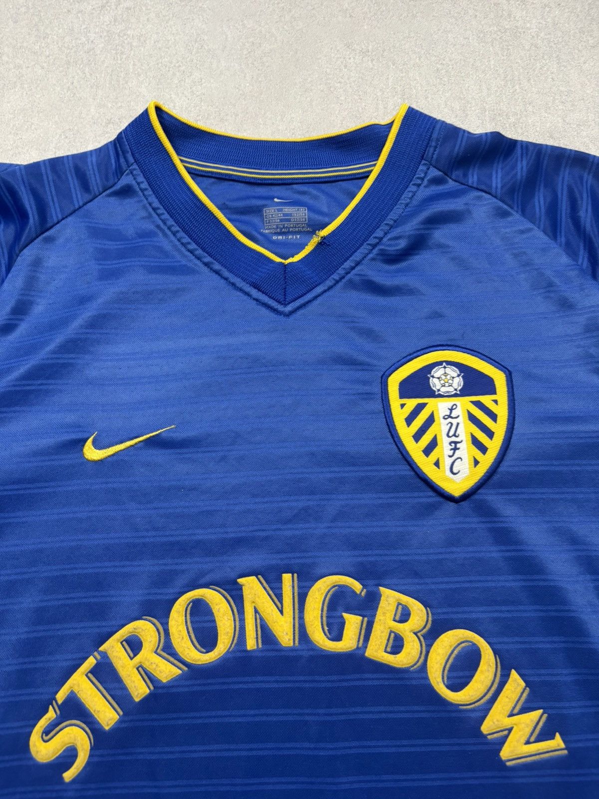 Nike Nike Leeds 2001/2003 Vintage Strongbow Football Jersey Shirt Size US L / EU 52-54 / 3 - 9 Thumbnail