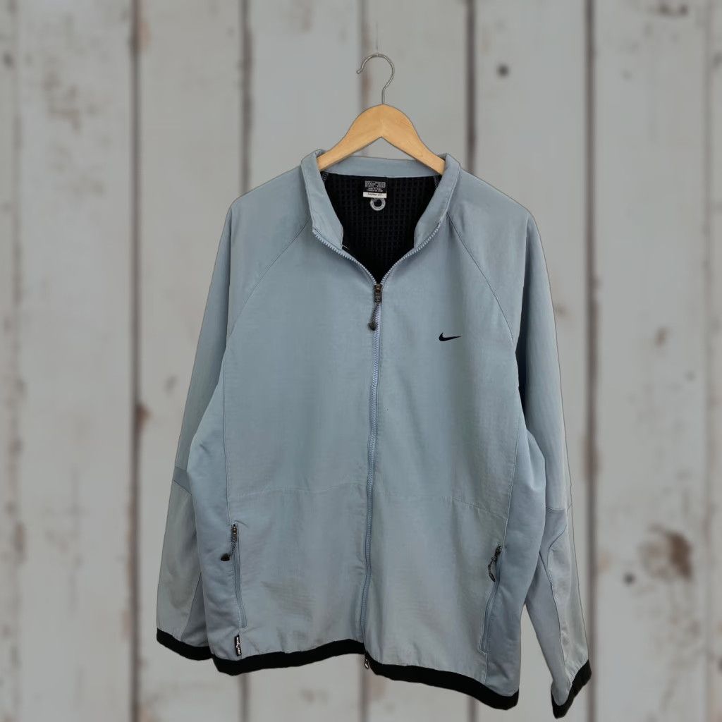 Nike VINTAGE Nike Golf Jacket Swoosh Small Logo Y2K Rare 90s Blue Men L REGULAR Windbreaker - Mens Size US L / EU 52-54 / 3 - 1 Thumbnail