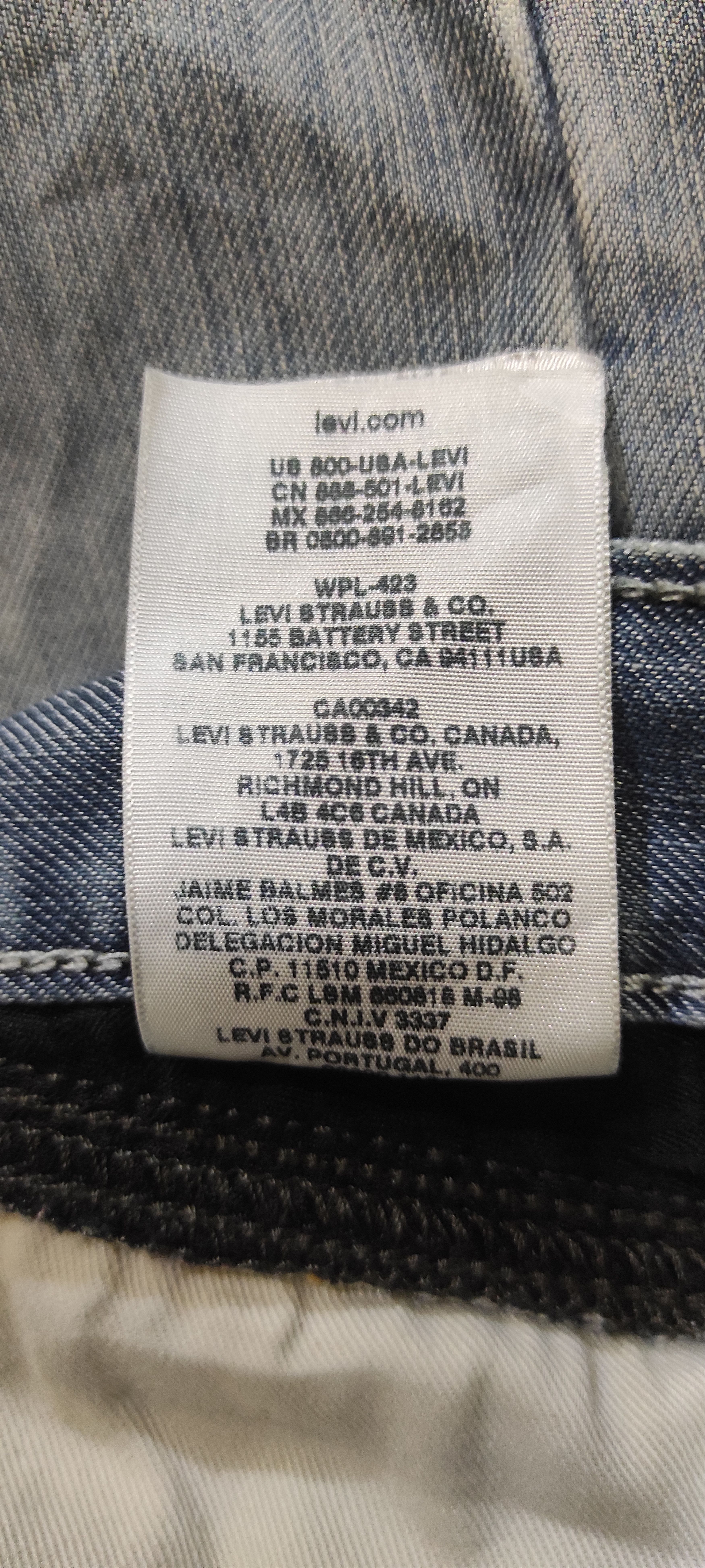 Levi's Vintage Levis 527 Distressed Boot Cut Jeans Size US 38 / EU 54 - 9 Thumbnail