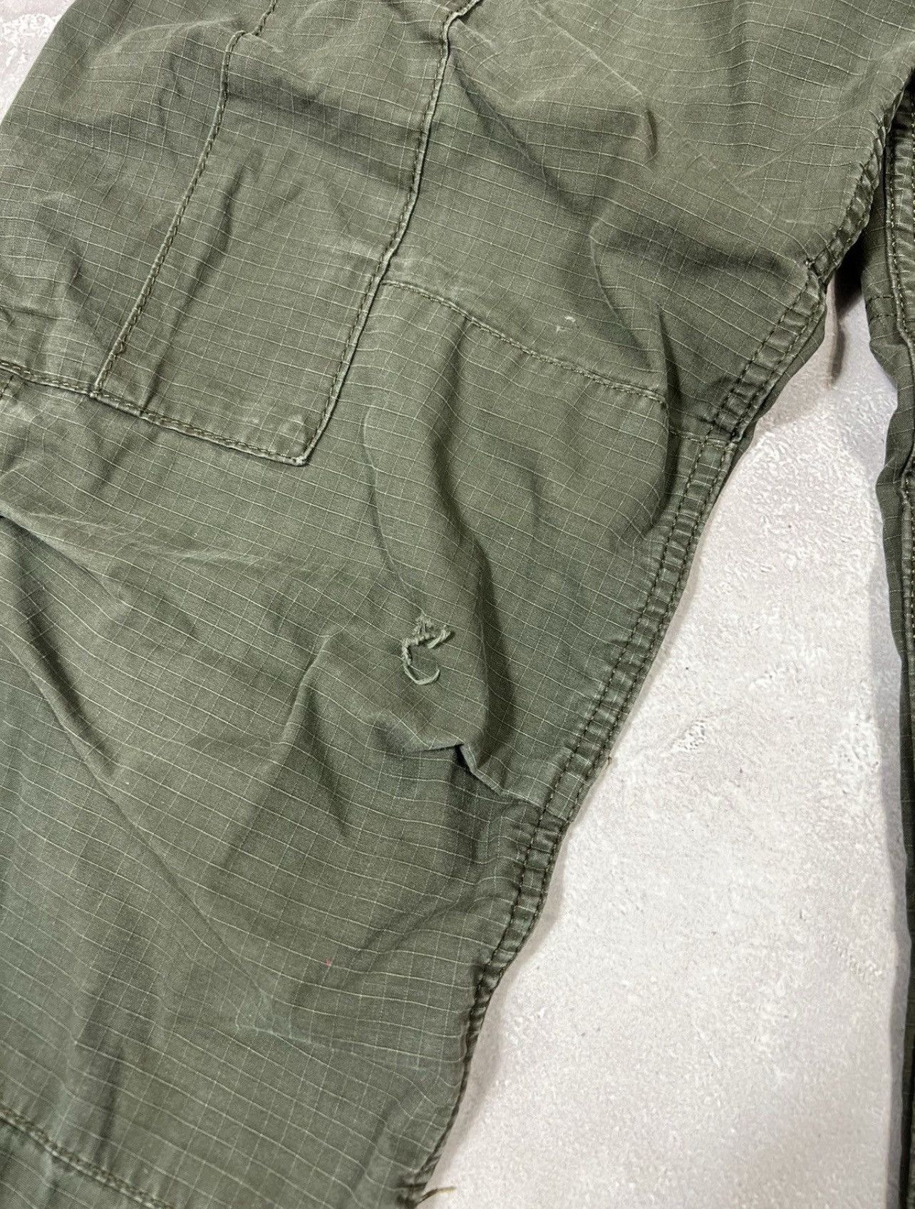 Carhartt Vintage Carhartt Baggy Distressed Cargo Pants Size US 32 / EU 48 - 8 Thumbnail