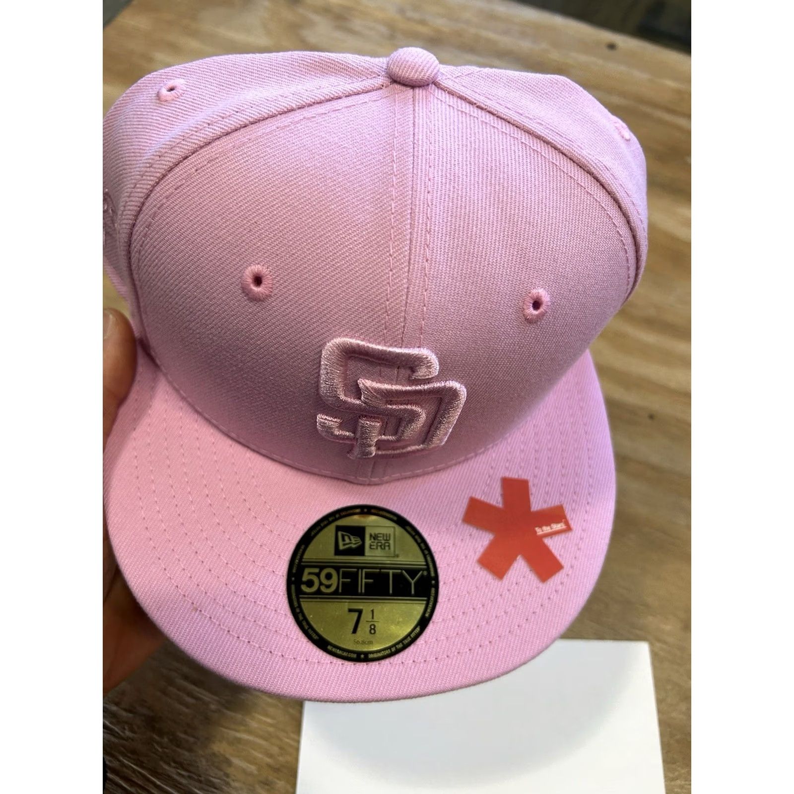New Era VINTAGE San Diego Padres To The Stars Hat Tom Delonge MLB Flat Brim Sz 7 1/8 SOLD OUT Size ONE SIZE - 5 Thumbnail