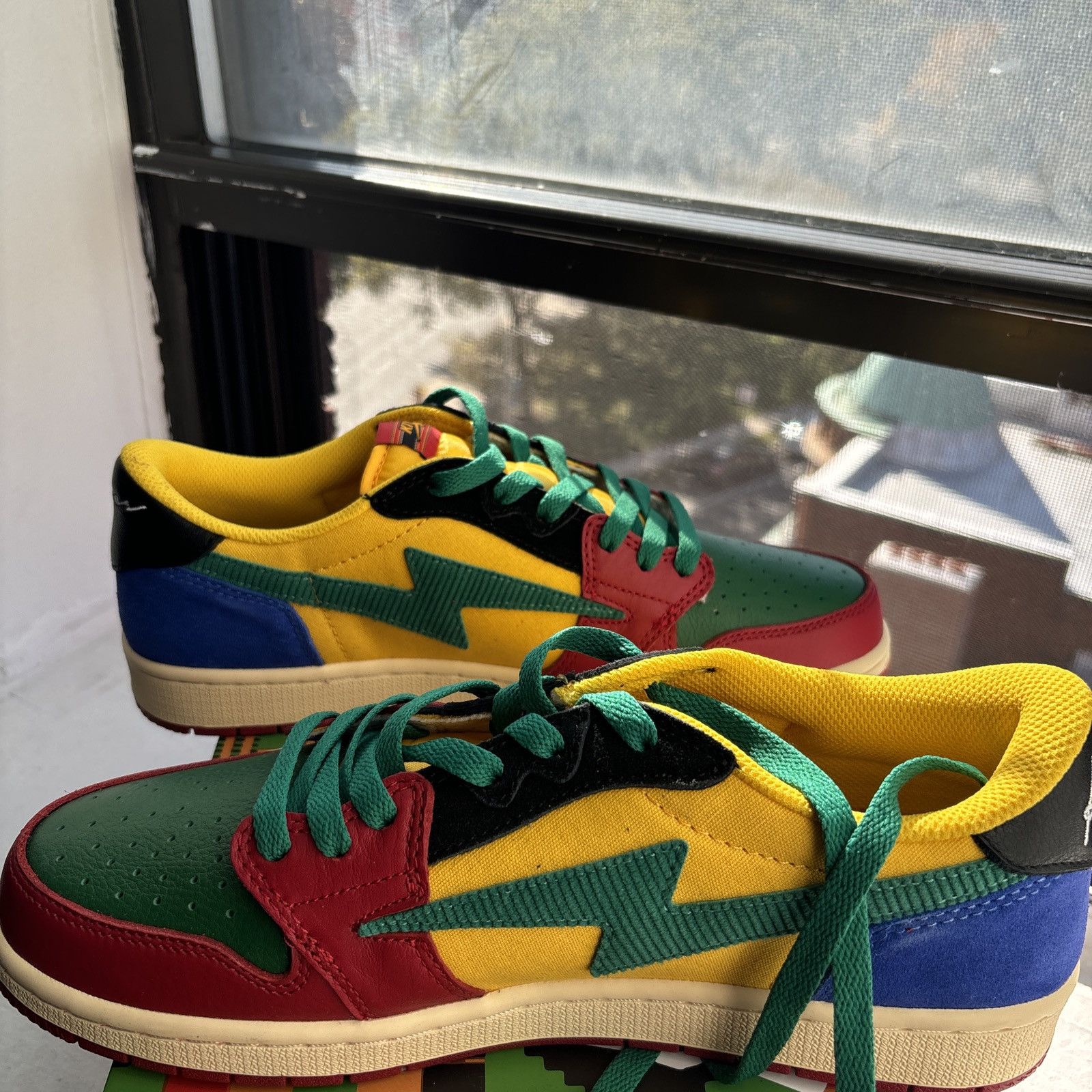 Kolor Kool kiys black colleges limited editions Size US 10 / EU 43 - 1 Thumbnail