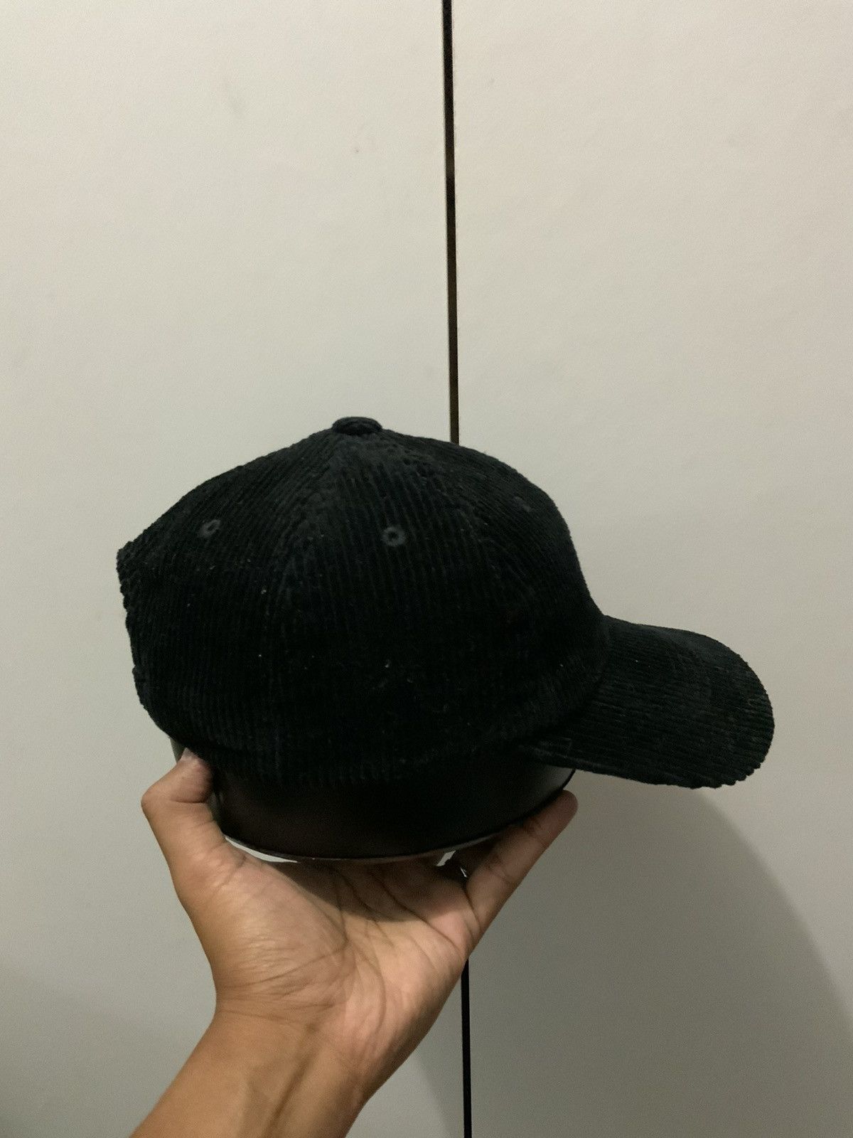 Japanese Brand Moz Sweden Corduroi Black Hat Size ONE SIZE - 4 Thumbnail