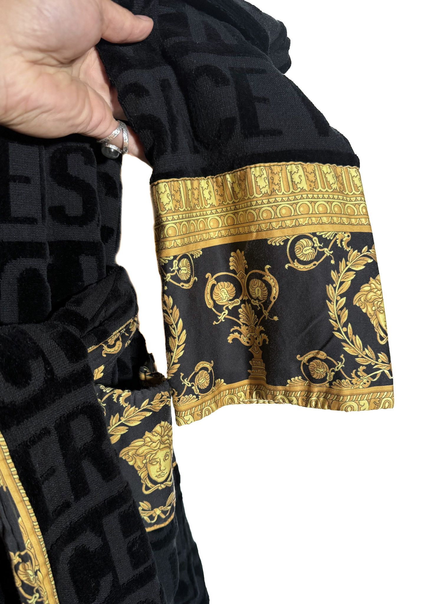 Versace Versace Black I Love Baroque Logo Bathrobe Size US L / EU 52-54 / 3 - 4 Thumbnail