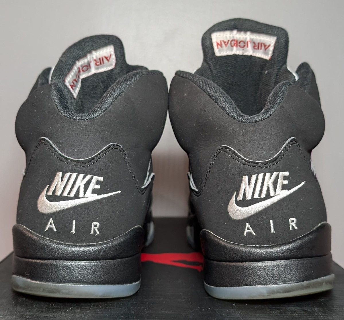 Jordan Brand Size 10.5 - Jordan 5 OG Mid Metallic Silver Size US 10.5 / EU 43-44 - 3 Thumbnail
