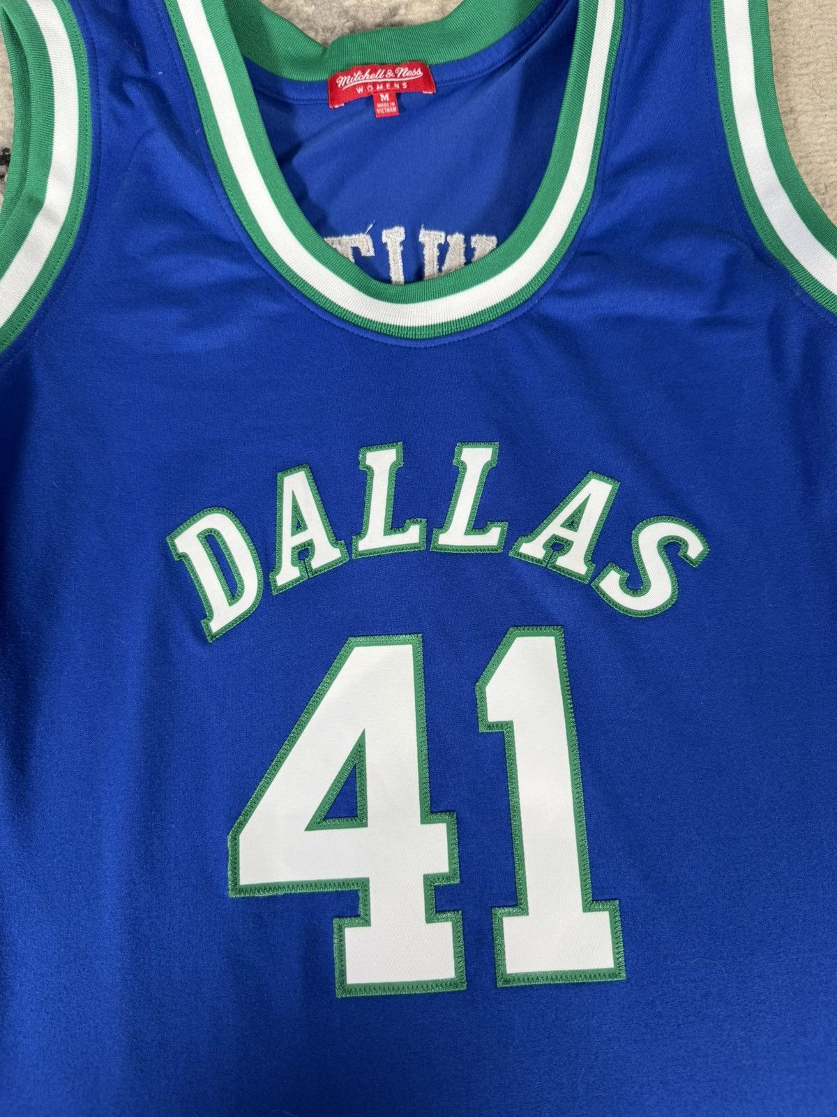 Mitchell & Ness Mitchell & Ness Dallas Mavericks Nowitzki #41 Jersey Dress Size M / US 6-8 / IT 42-44 - 5 Thumbnail