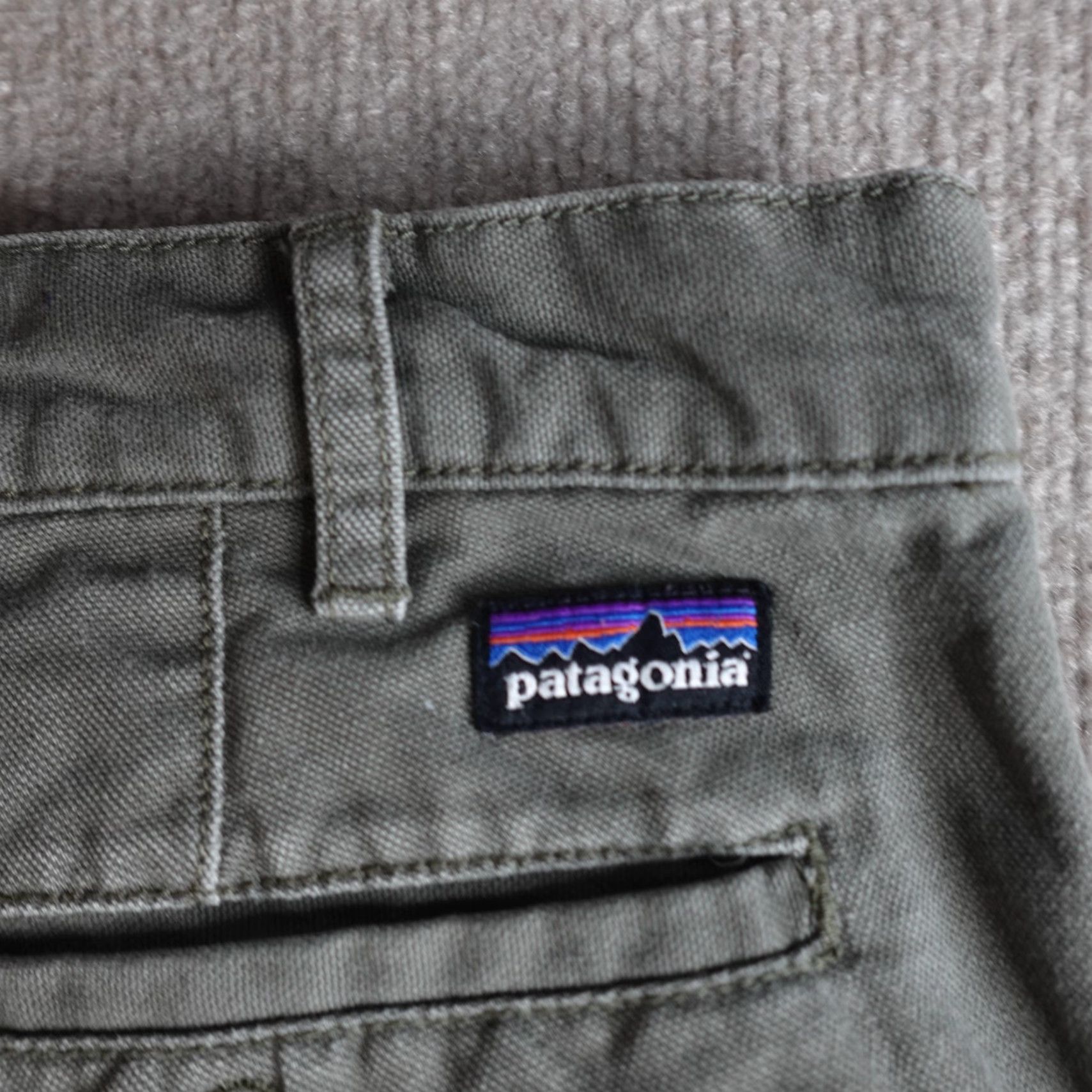 Patagonia Patagonia Pants 33 Gray Green Straight Duck Cotton Chino Logo Pockets Mens Regular Size US 33 - 7 Thumbnail