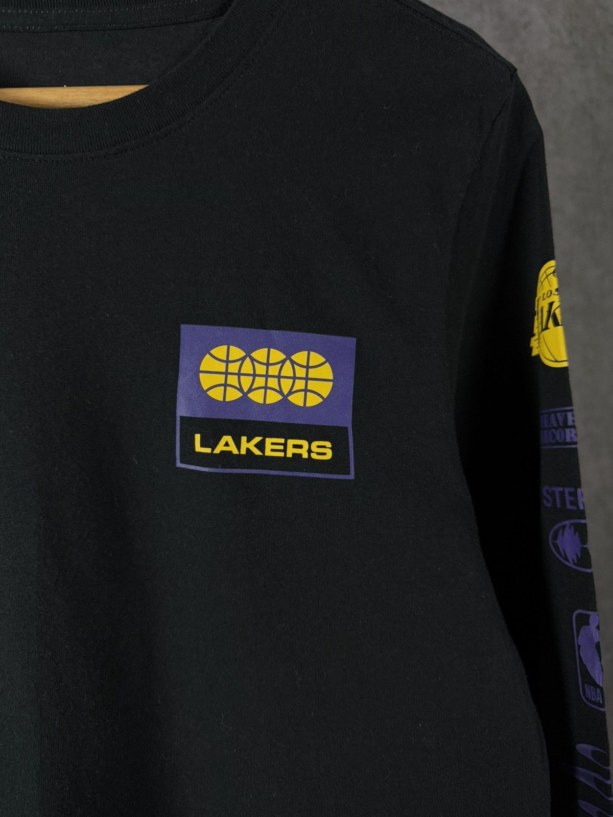 Nike Nike x Lakers overprinted longsleeve Size US S / EU 44-46 / 1 - 4 Thumbnail