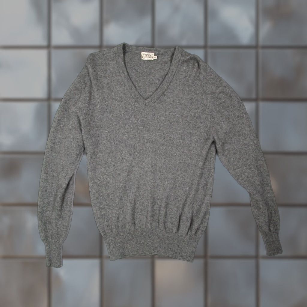Vintage VINTAGE Hilwin Sweater Mens Medium Gray Cashmere Chunky-Knit V-Neck Pullover 80s Retro Size US M / EU 48-50 / 2 - 1 Thumbnail